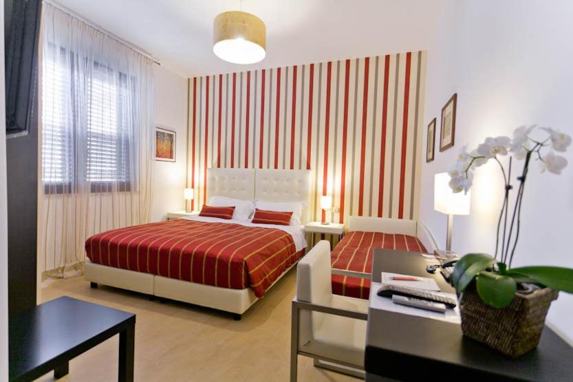 Triple Room photo 2