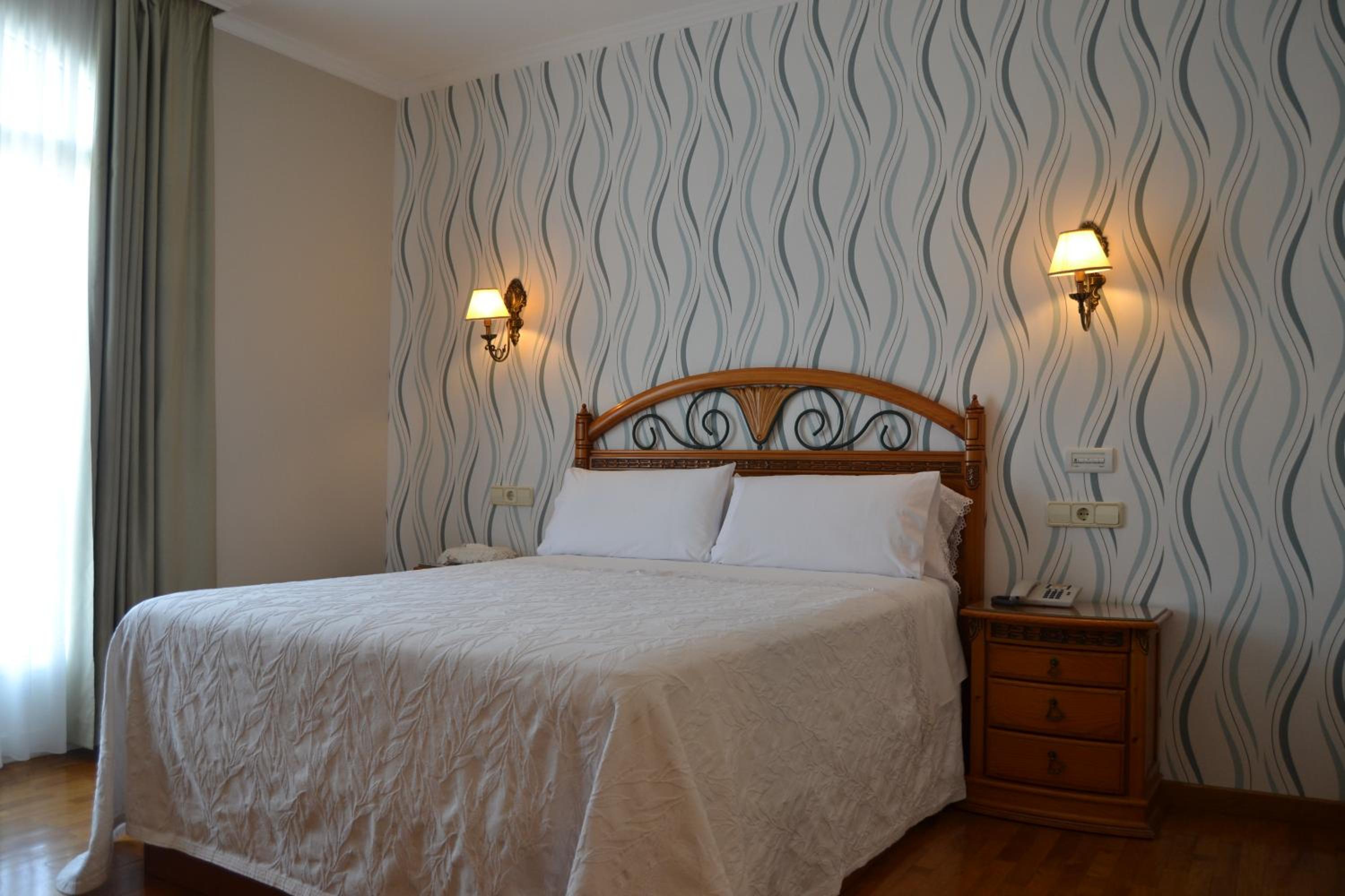 Double Room with Balcony and Sea View