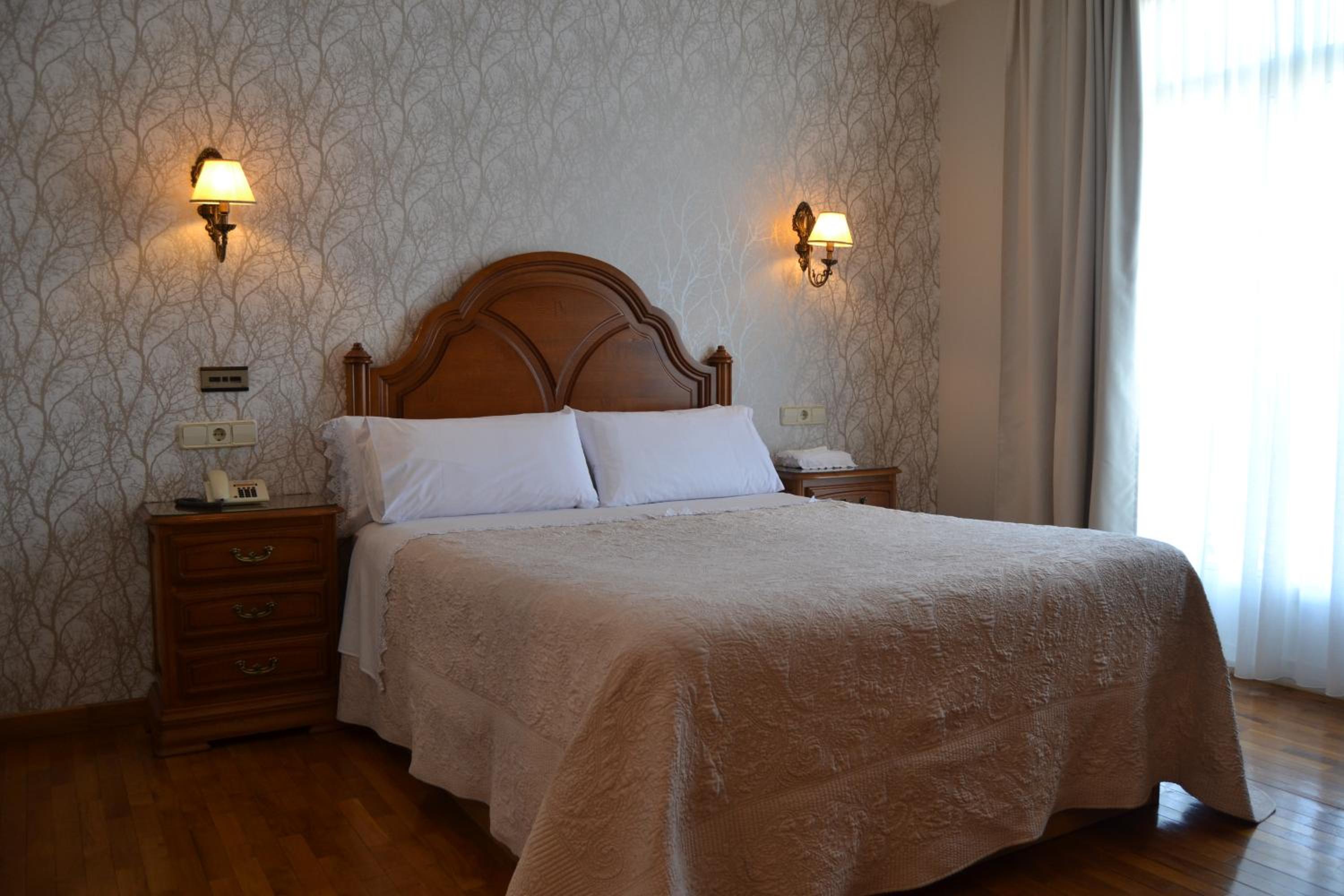 Double Room with Balcony and Sea View photo 3