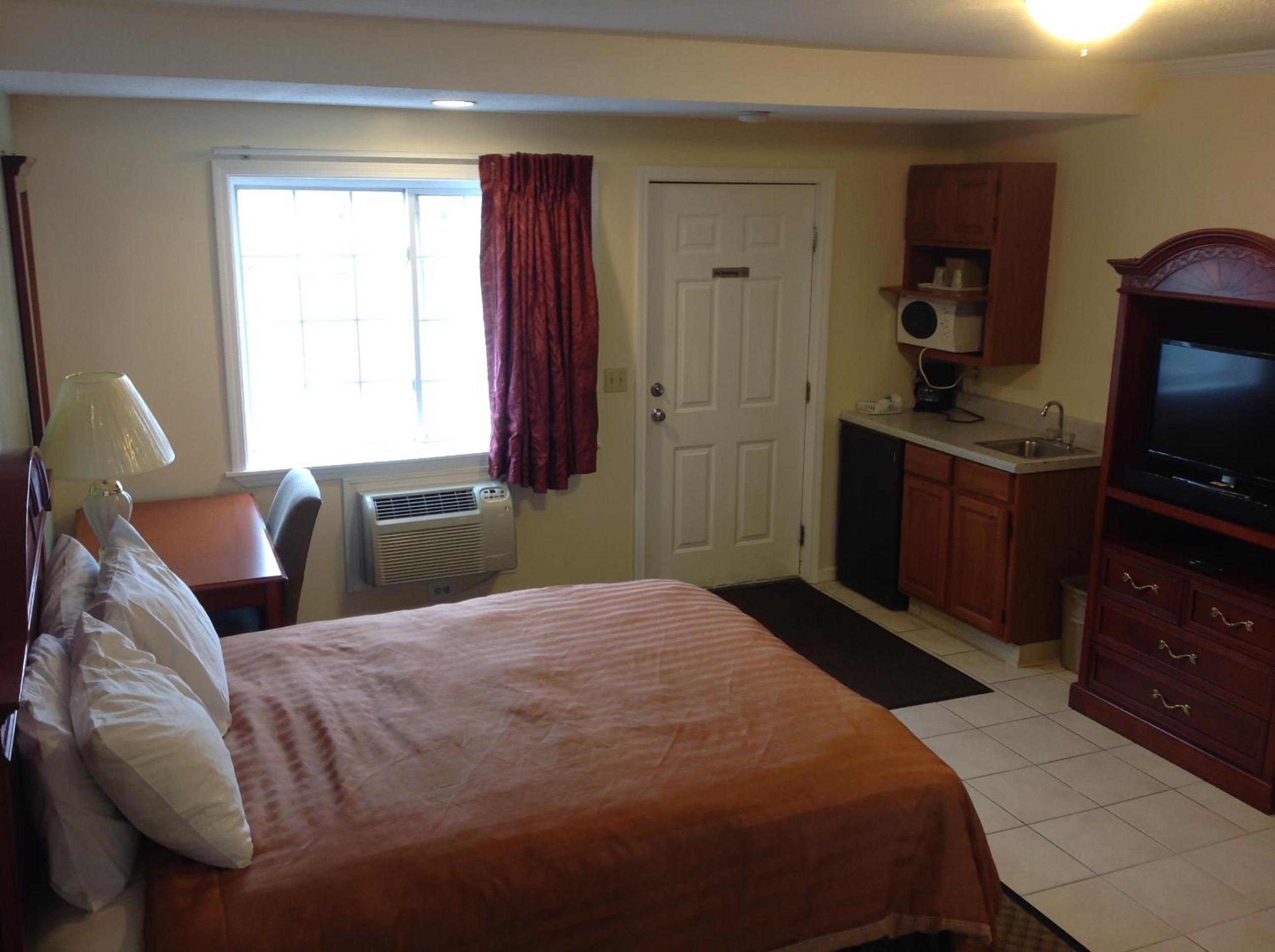Queen Room with Spa Bath photo 1