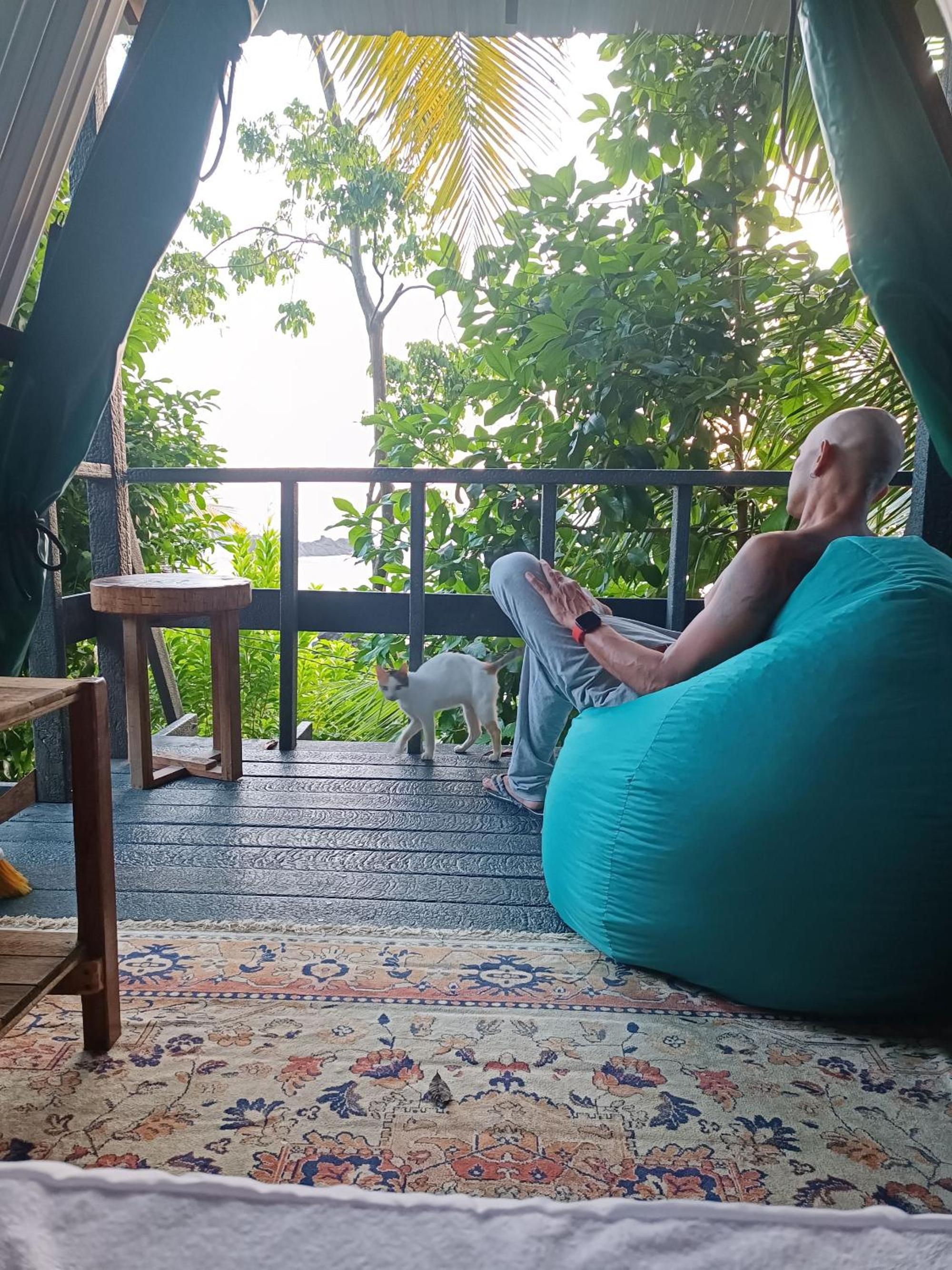 Deluxe Bungalow with Sea View photo 3