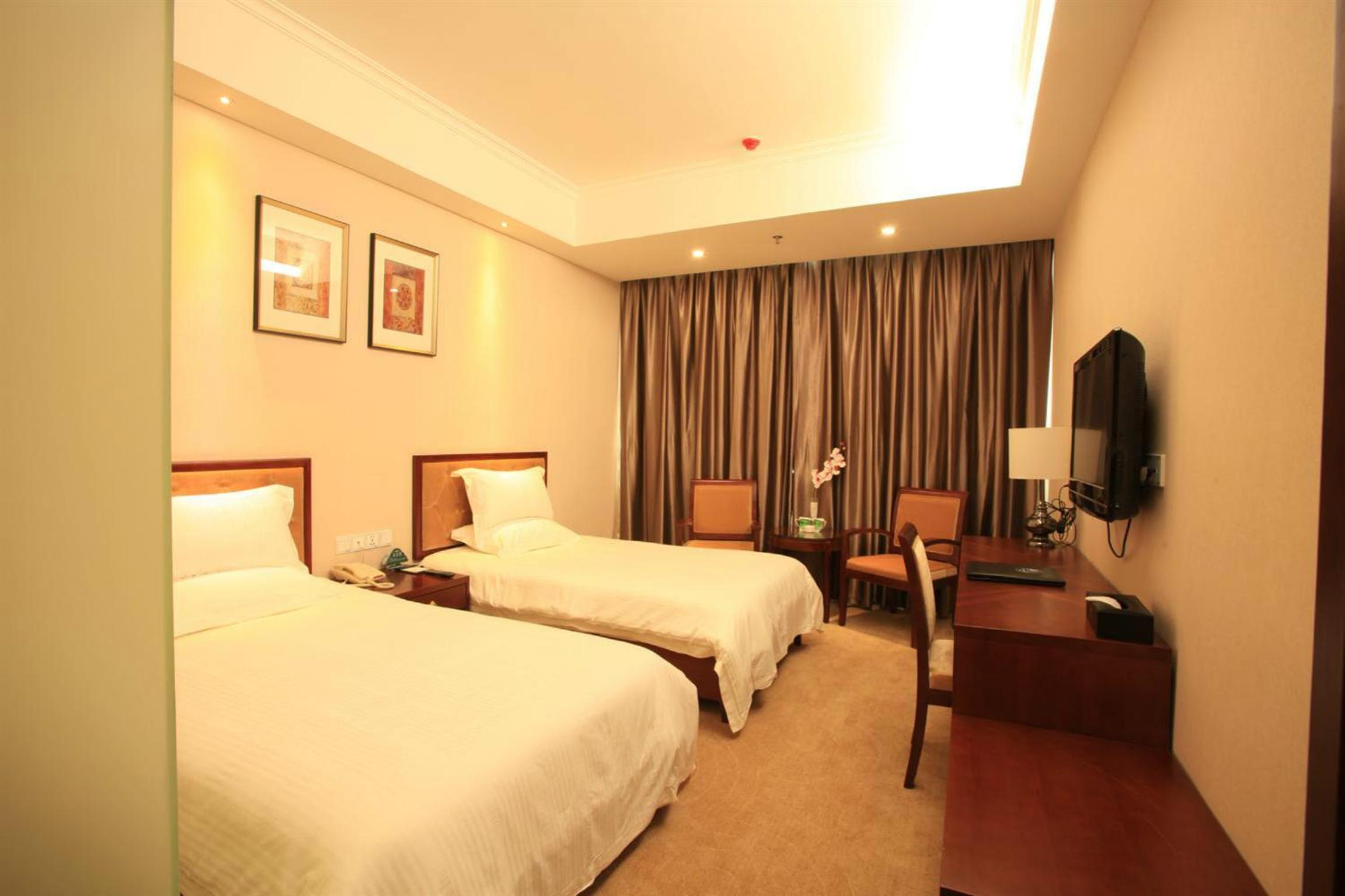 Deluxe Twin Room photo 2