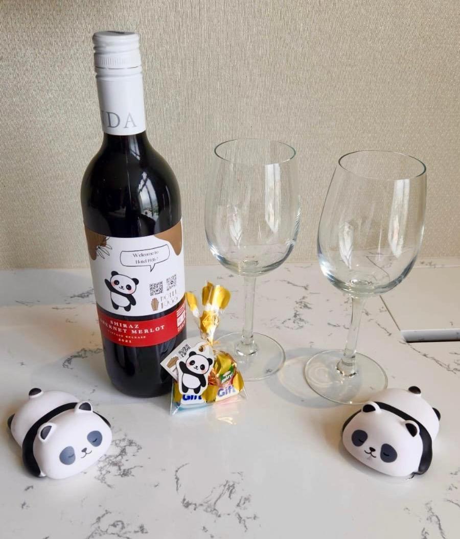 1936 Panda Themed Room