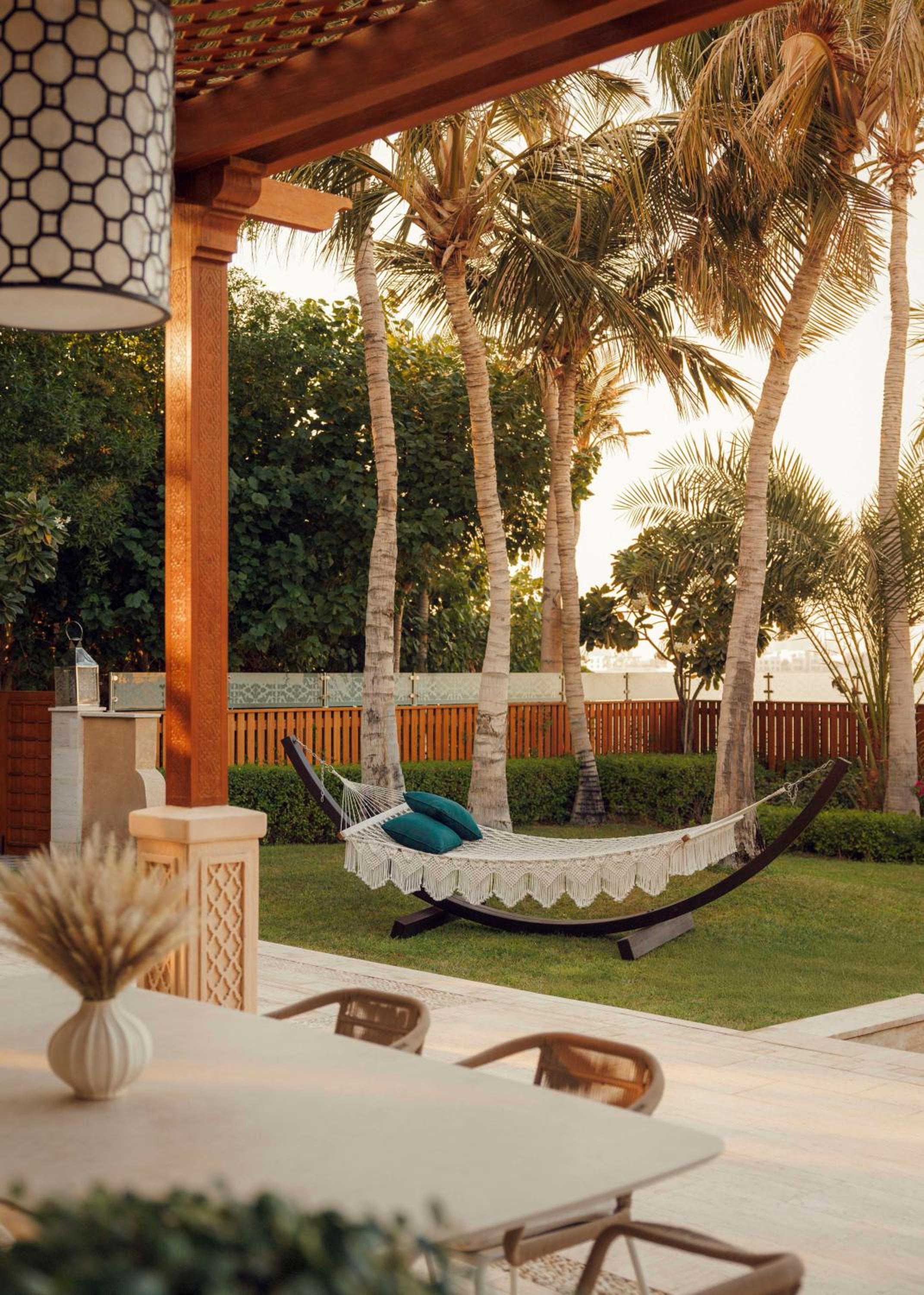 Three Bedroom Beachfront Villa with Waterpark Access