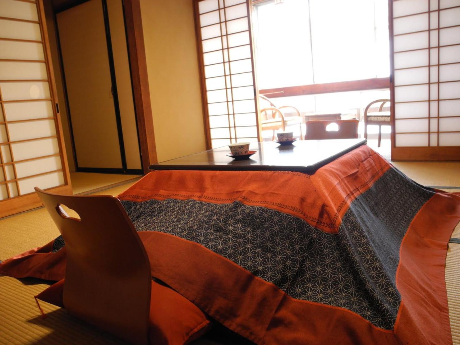 Japanese-Style Standard Twin Room with Shared Bathroom with Extra Space photo 2