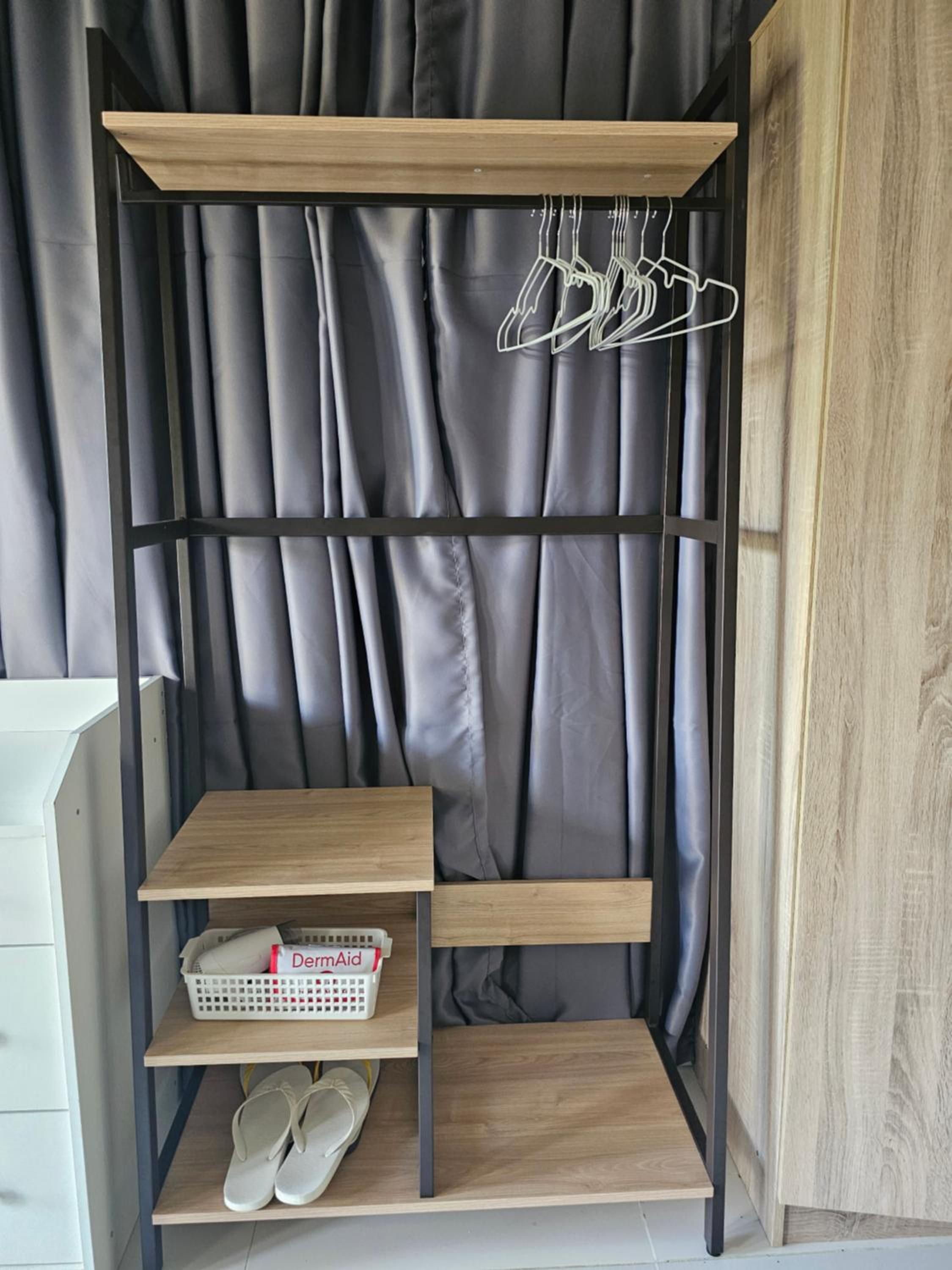 Deluxe King Studio - Photo 9