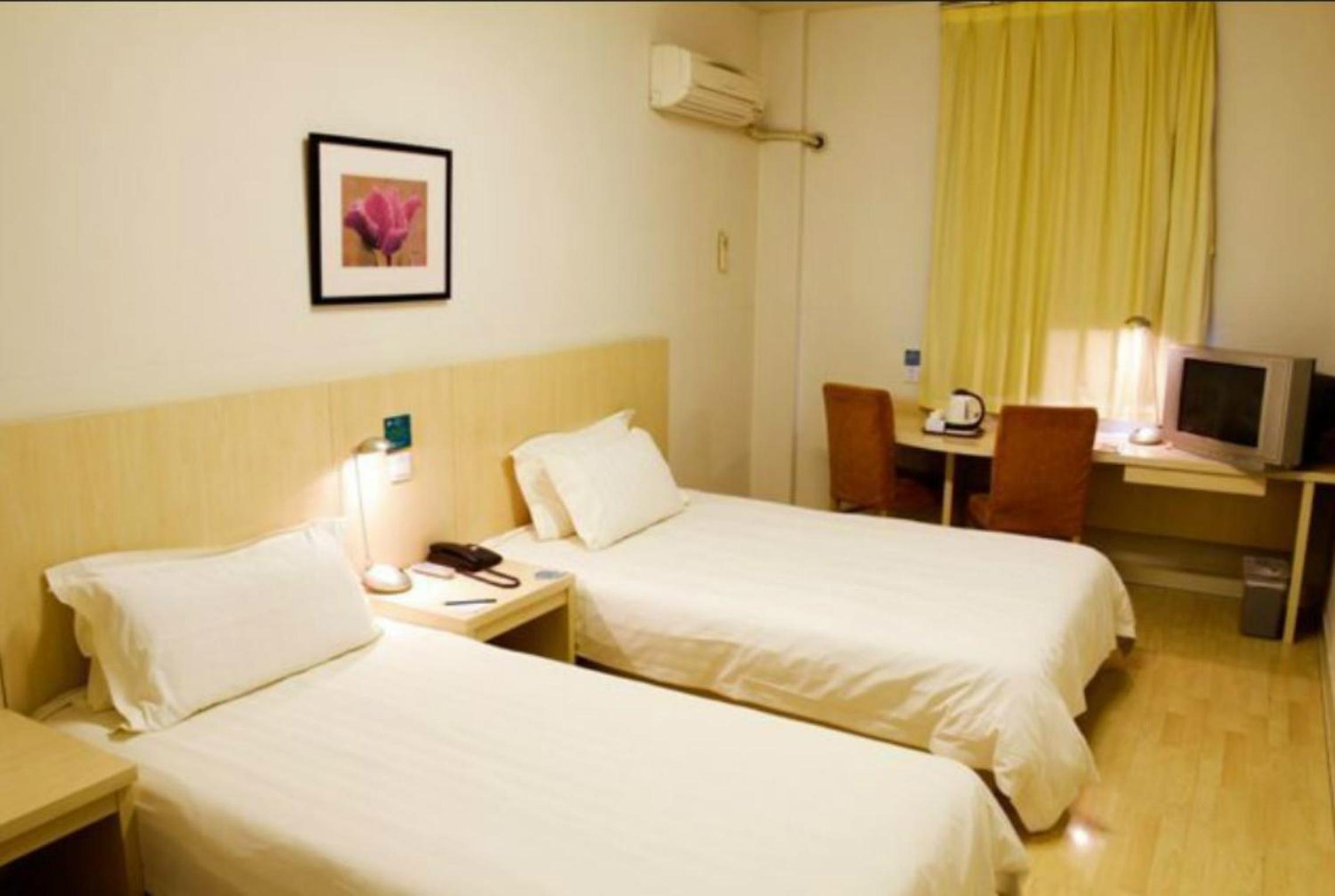 Standard Twin Room A photo 3