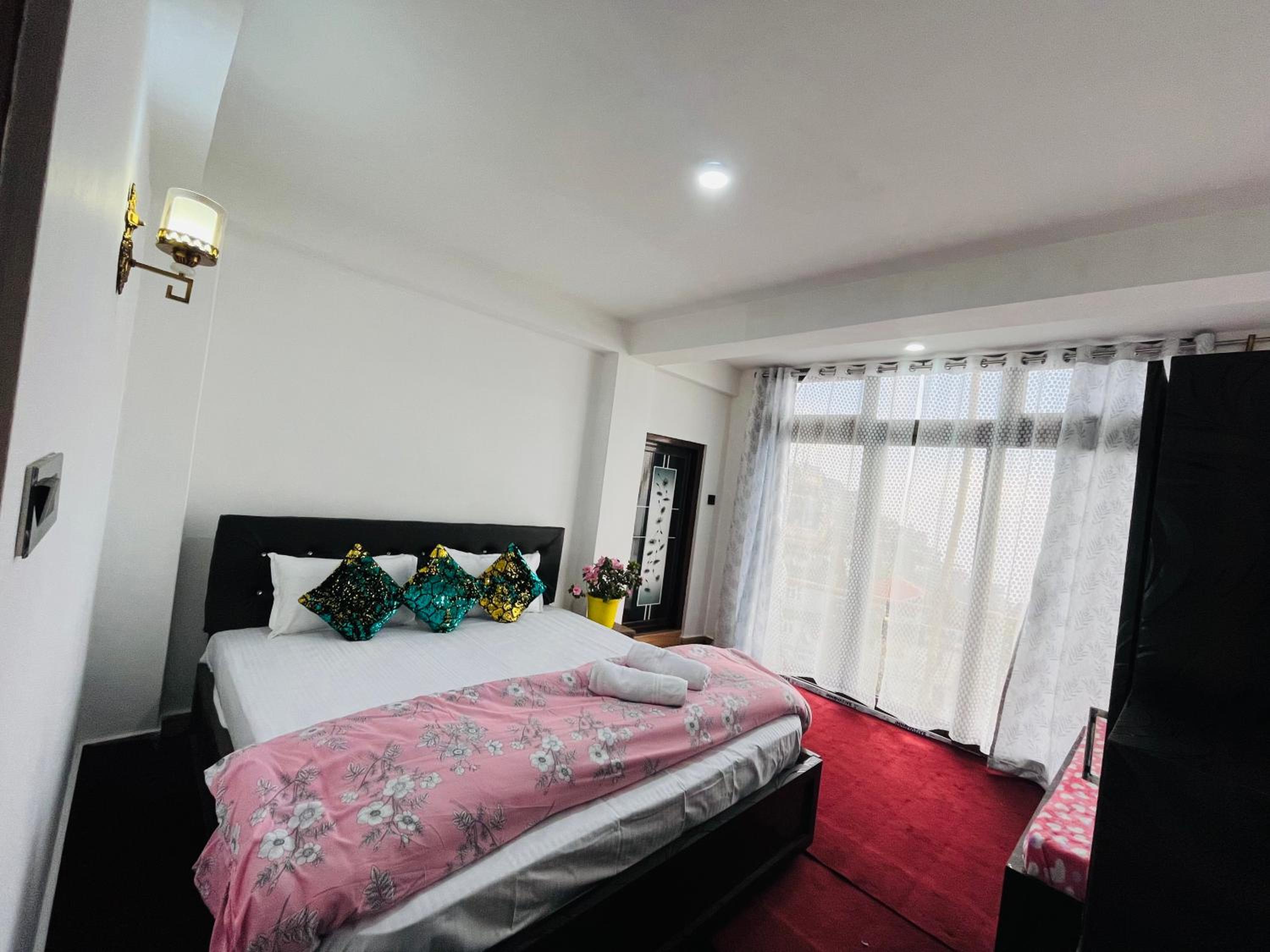 Triple Room with Mountain View