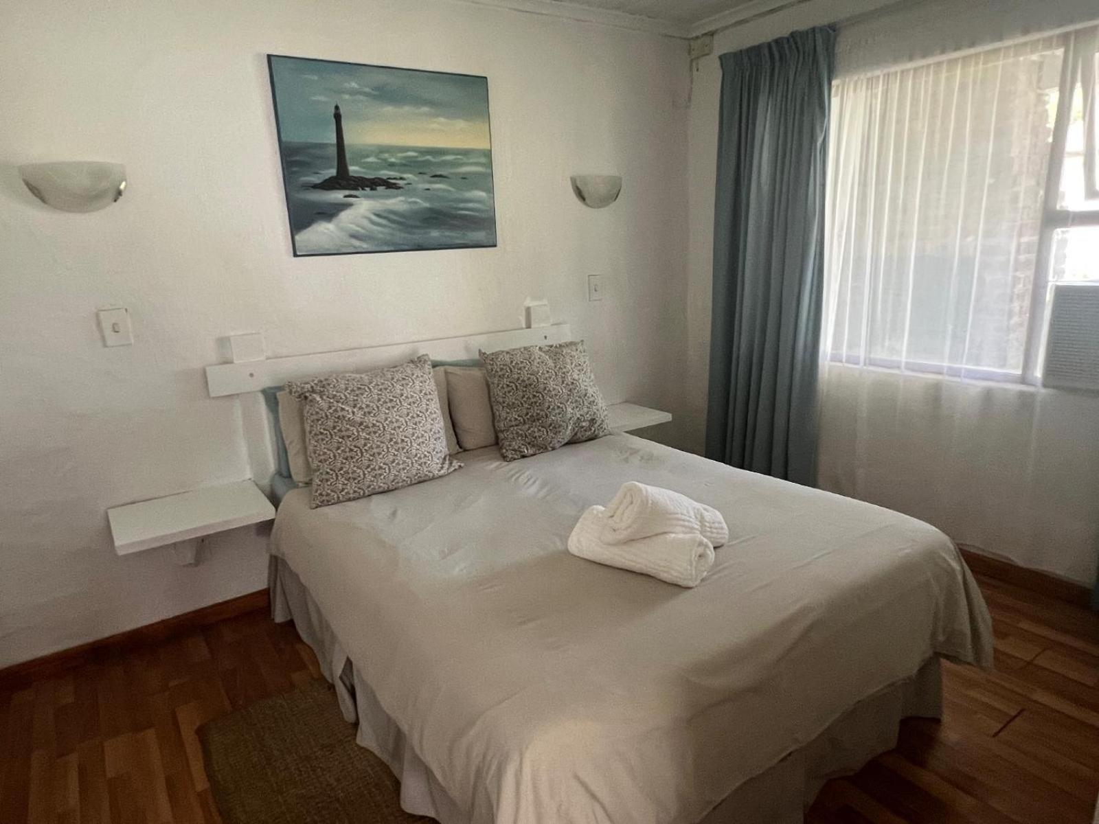 Luxury Apartment - Photo 2