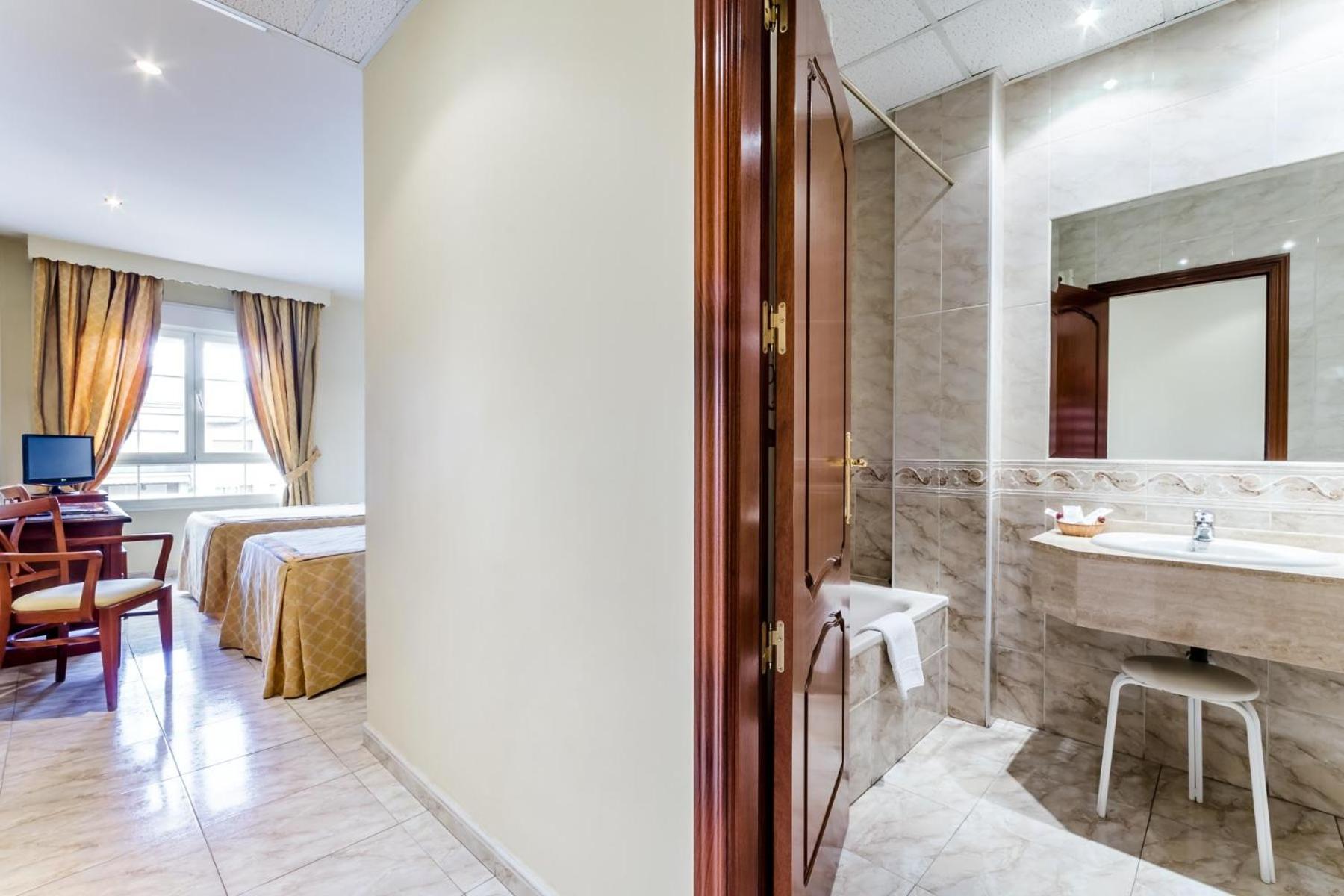 Habitación Doble o con Dos Camas