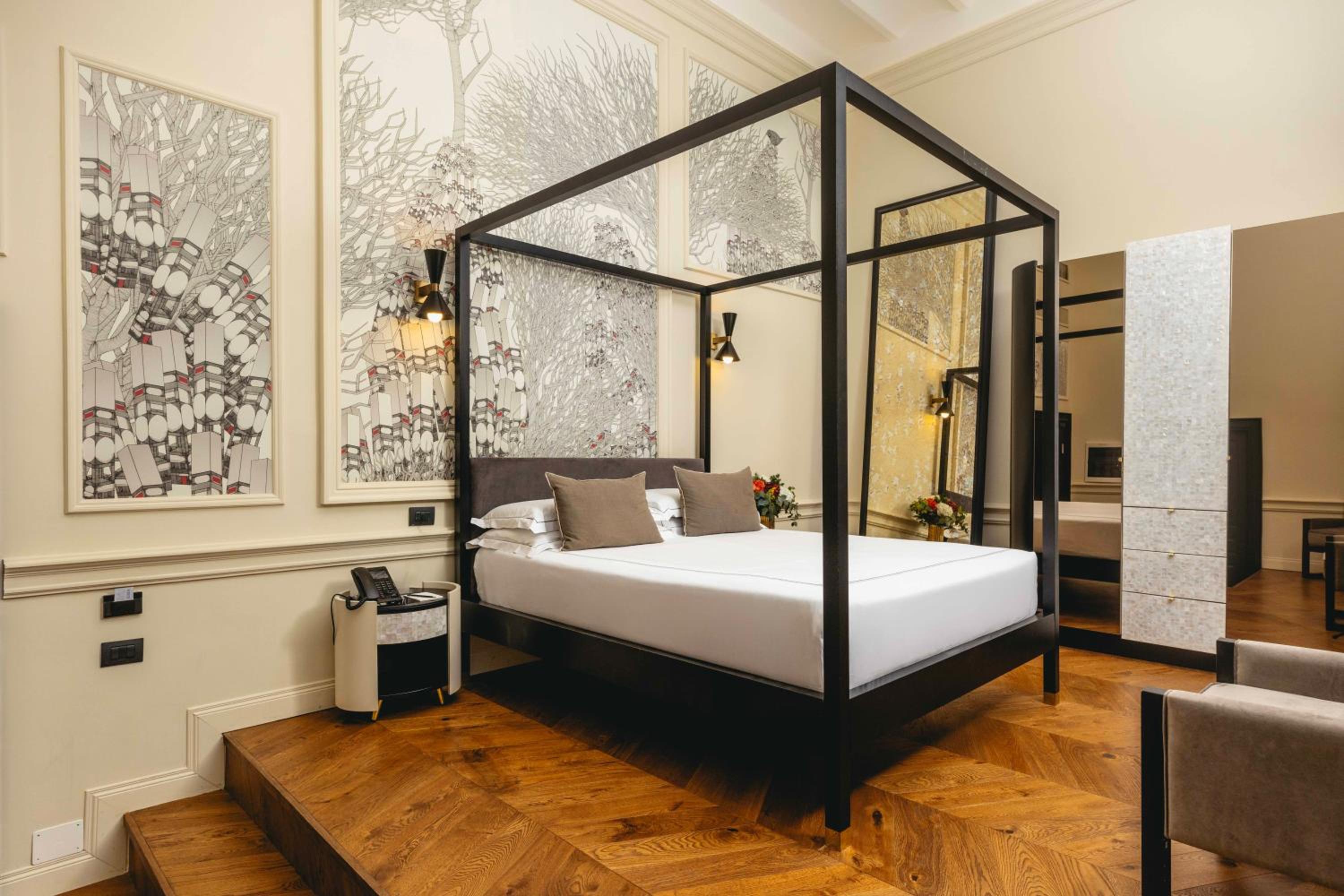 Superior King Room
