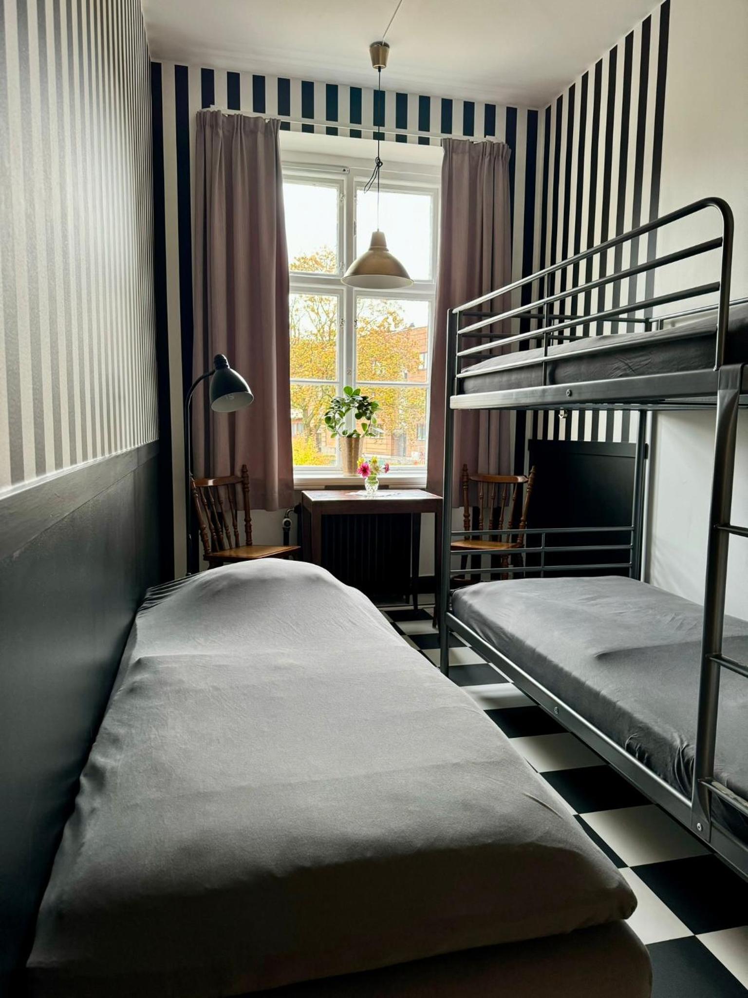 Economy Triple Room - Photo 2