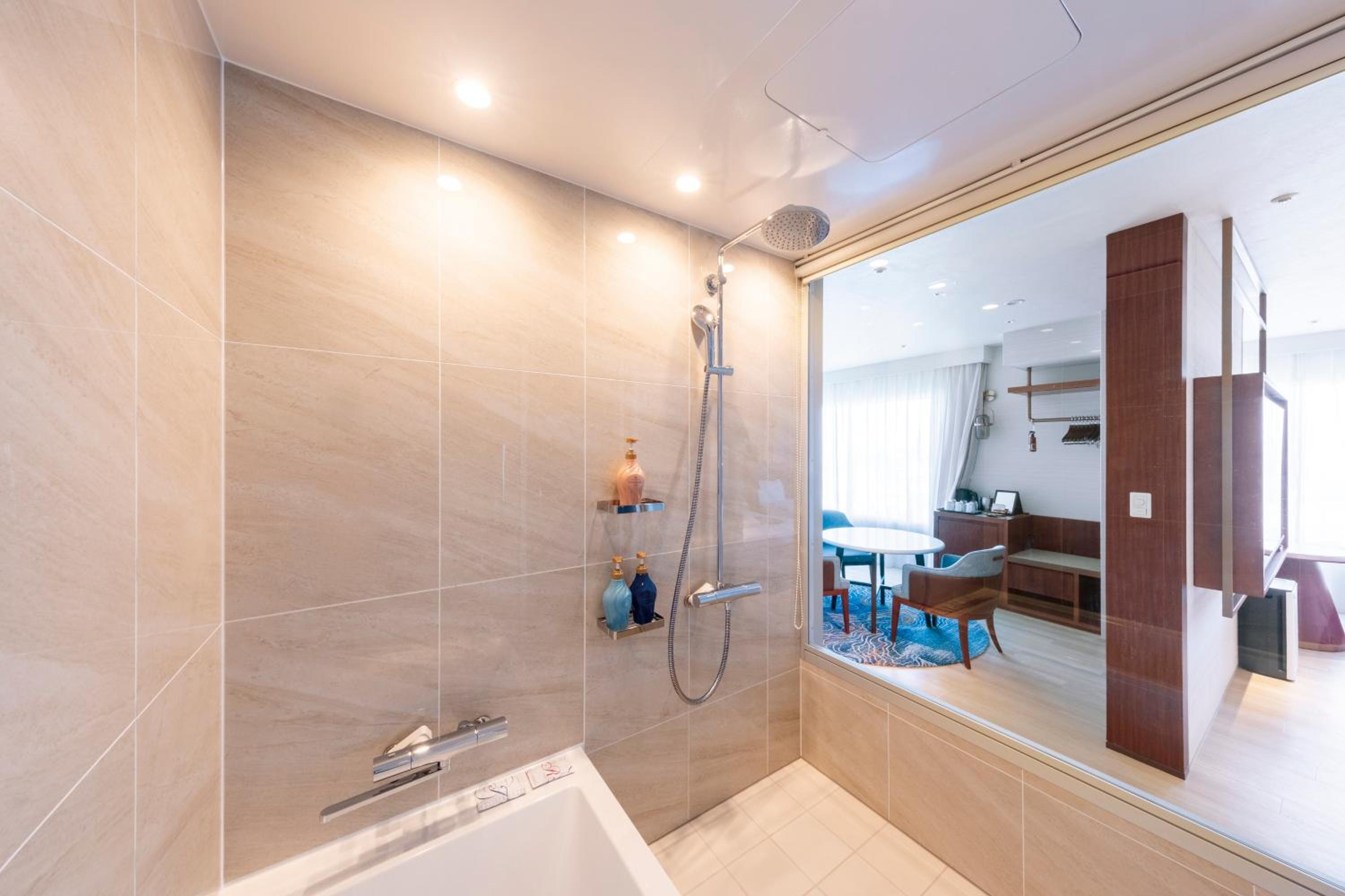 Junior Suite Room Type-A