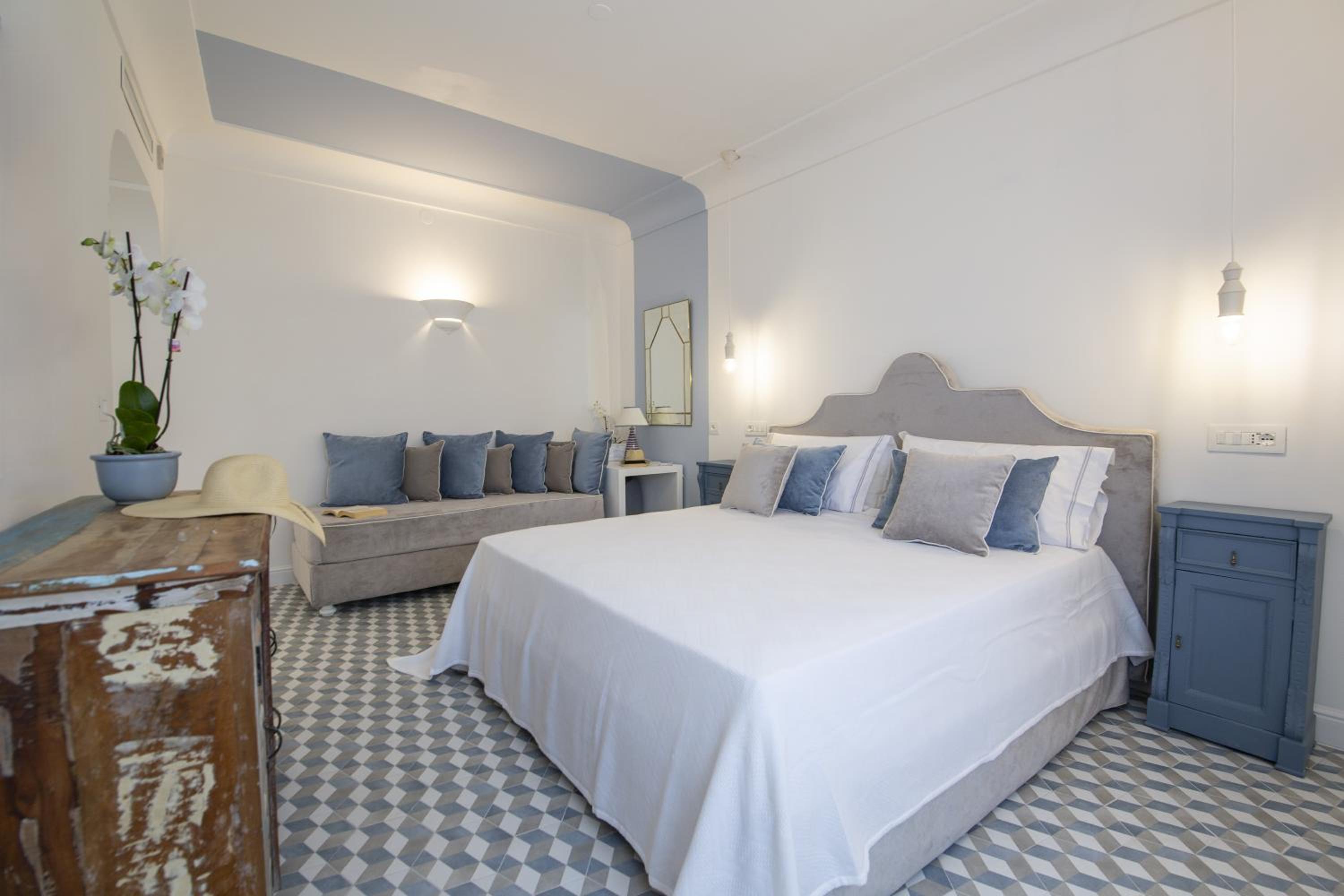 Double Room with Extra Bed - Photo 29