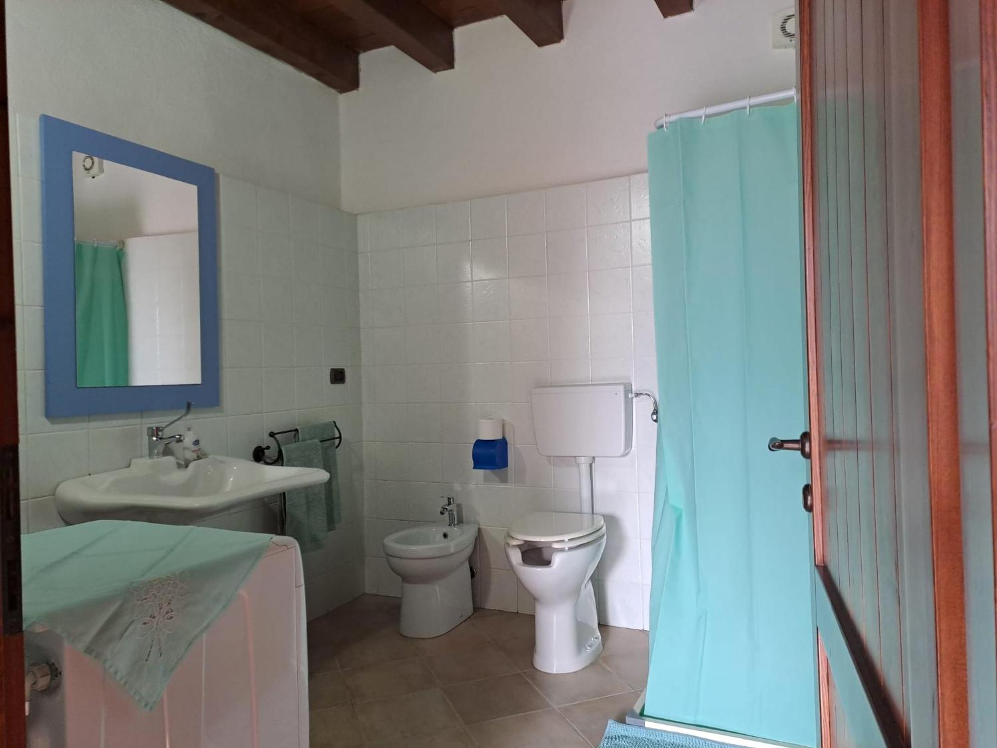 Double Room - Photo 15