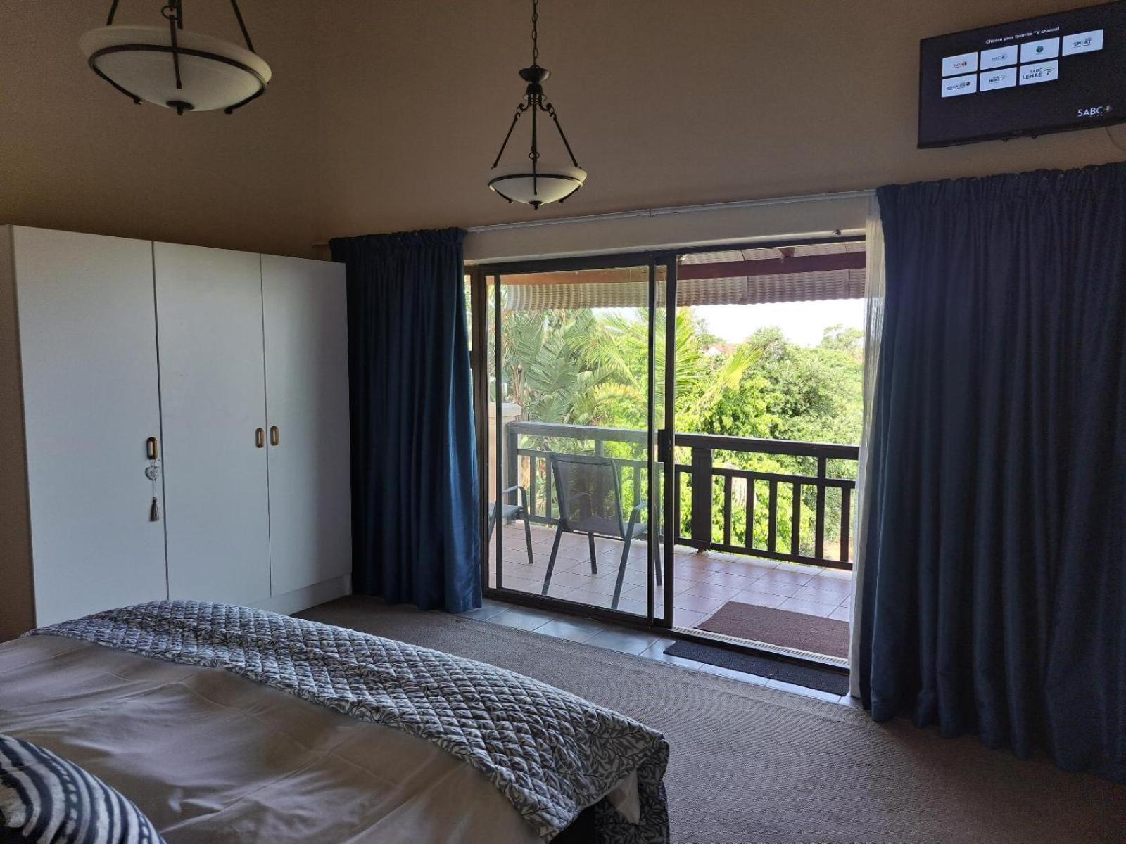 Standard King Room photo 3
