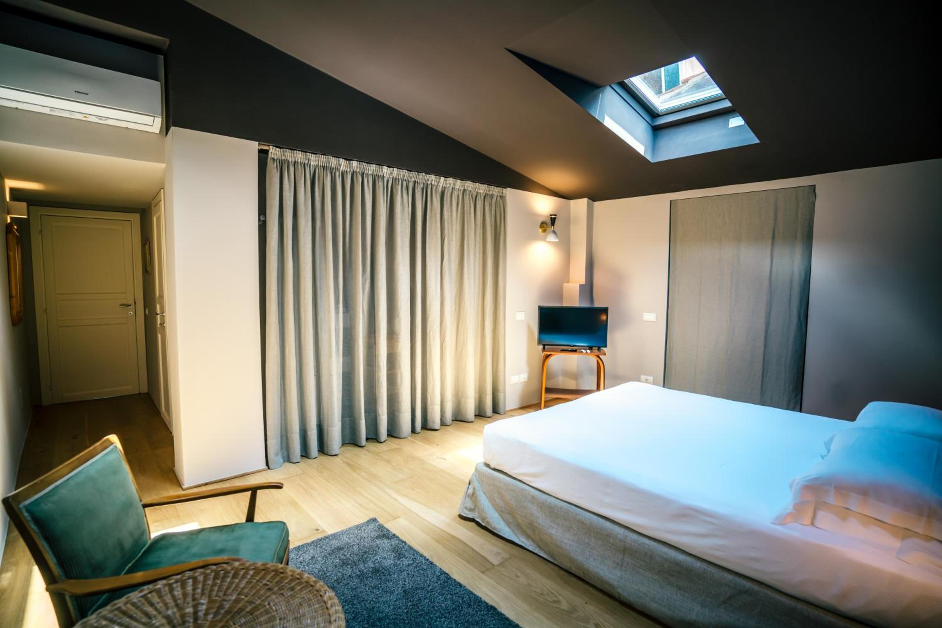 Economy Double or Twin Room photo 2