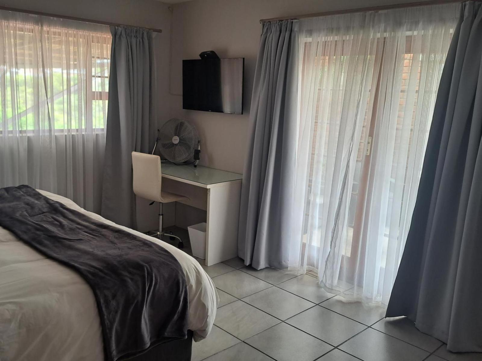 Standard Twin Room photo 2