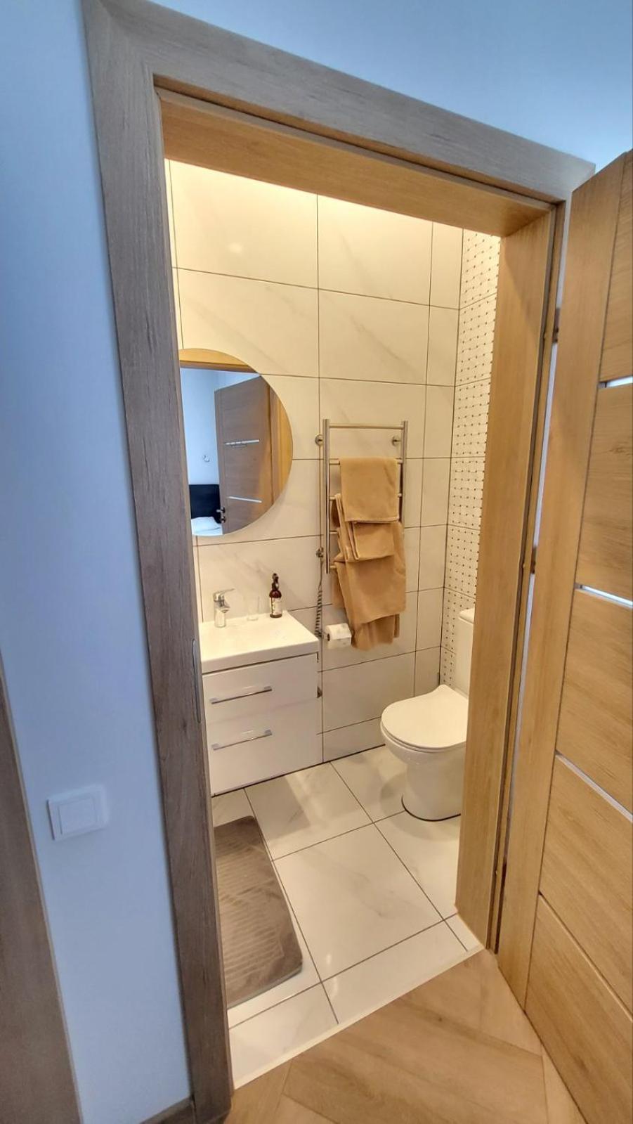 Double or Twin Room with Shower