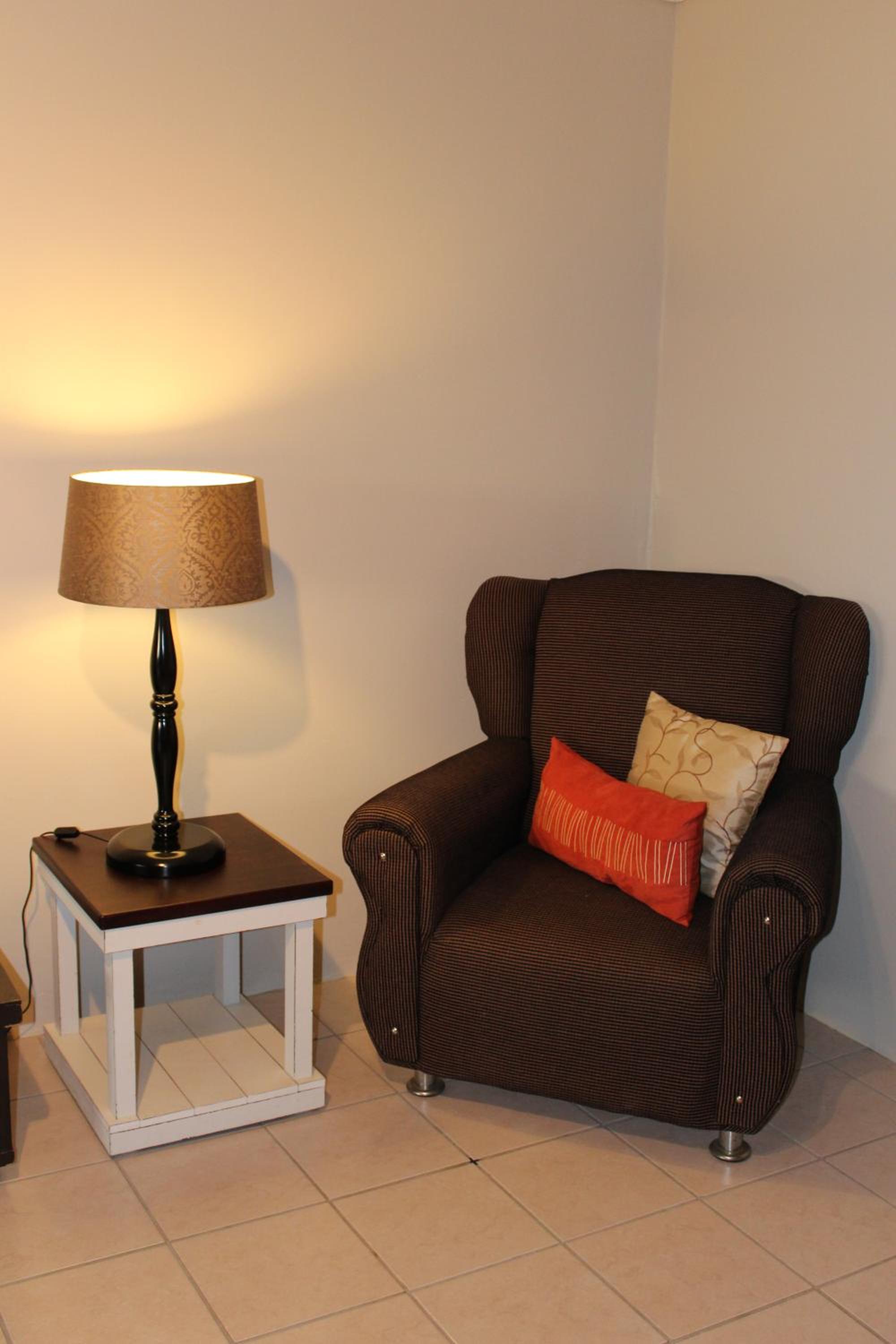 Apartment with Balcony - Photo 12