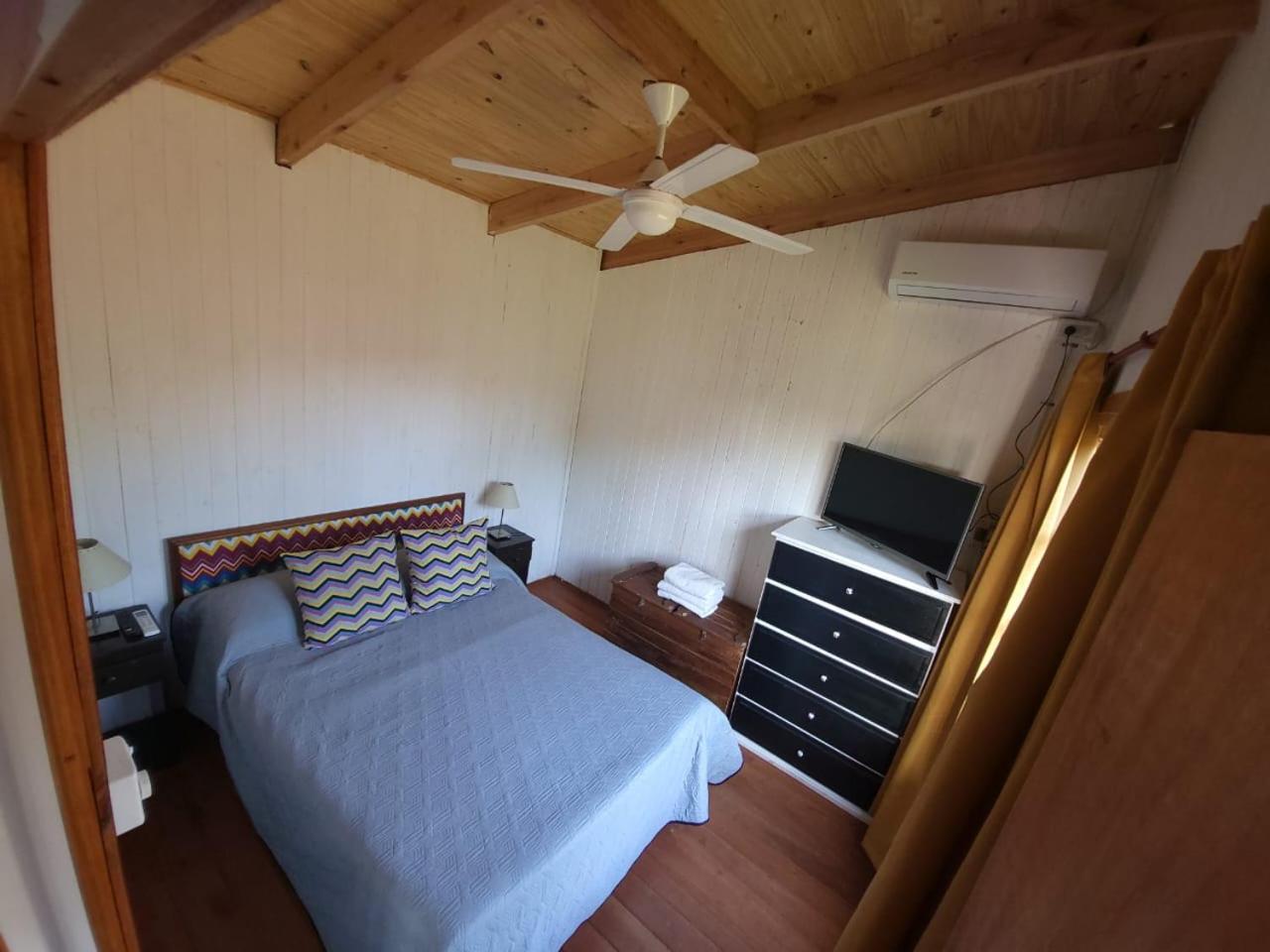 One-Bedroom House photo 1