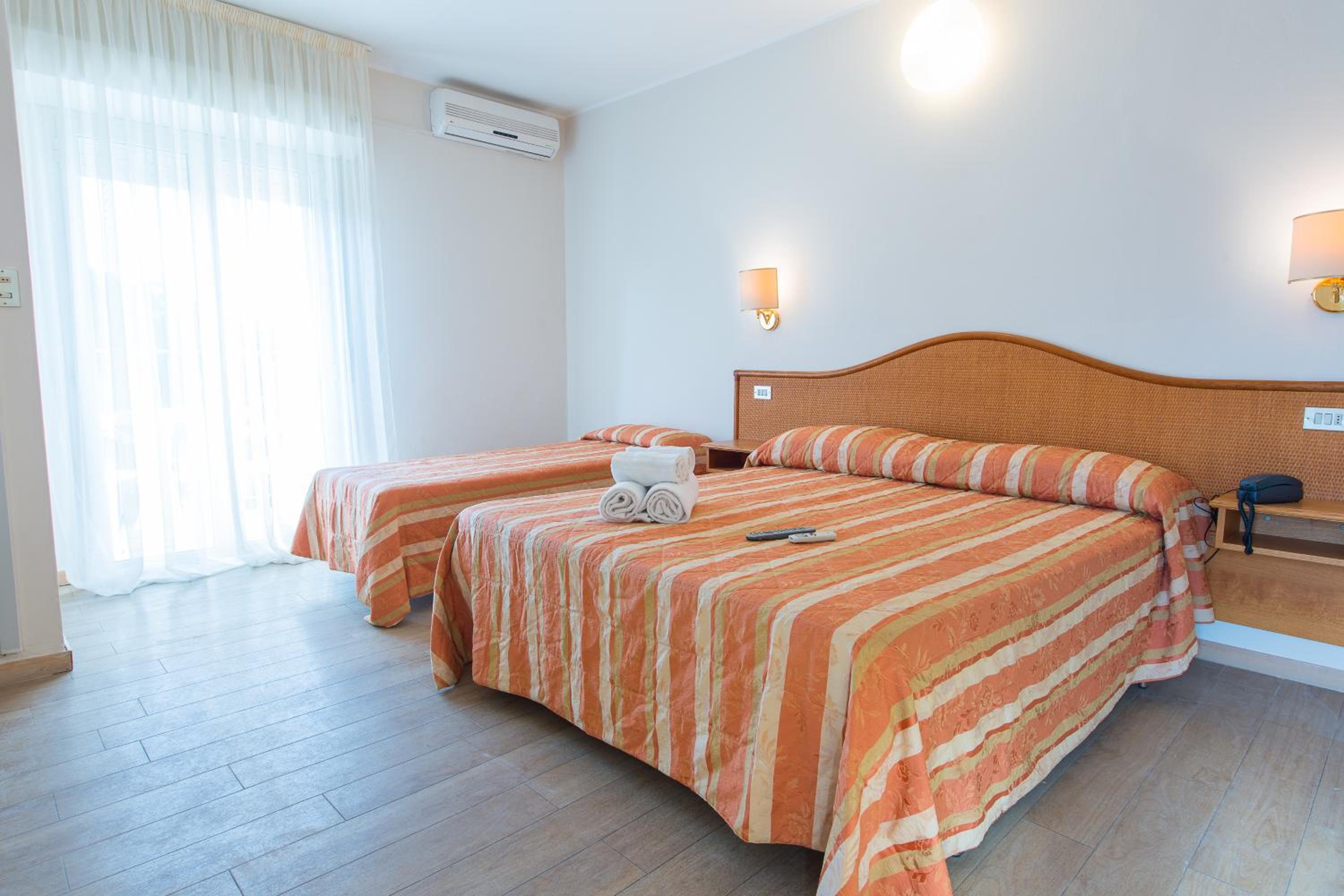 Classic Triple Room