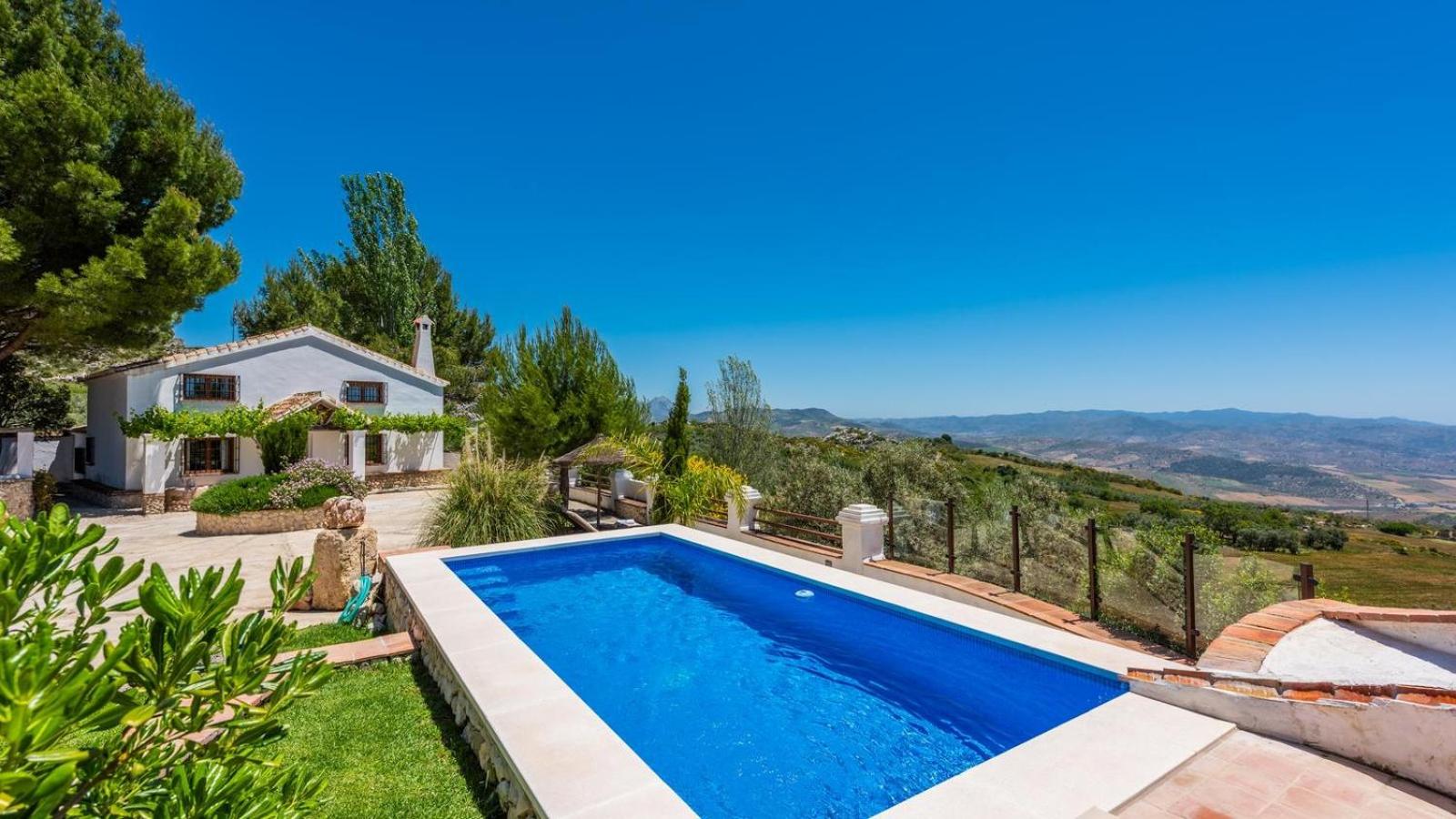 Villa de Tres Habitaciones