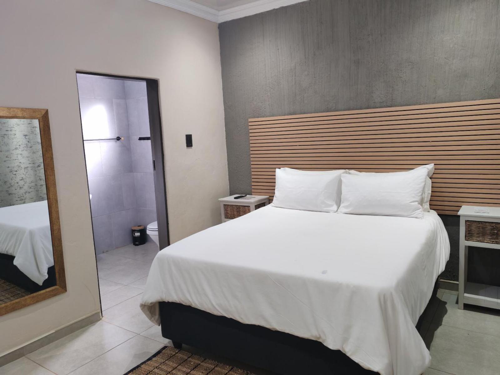 Budget Double Room photo 2