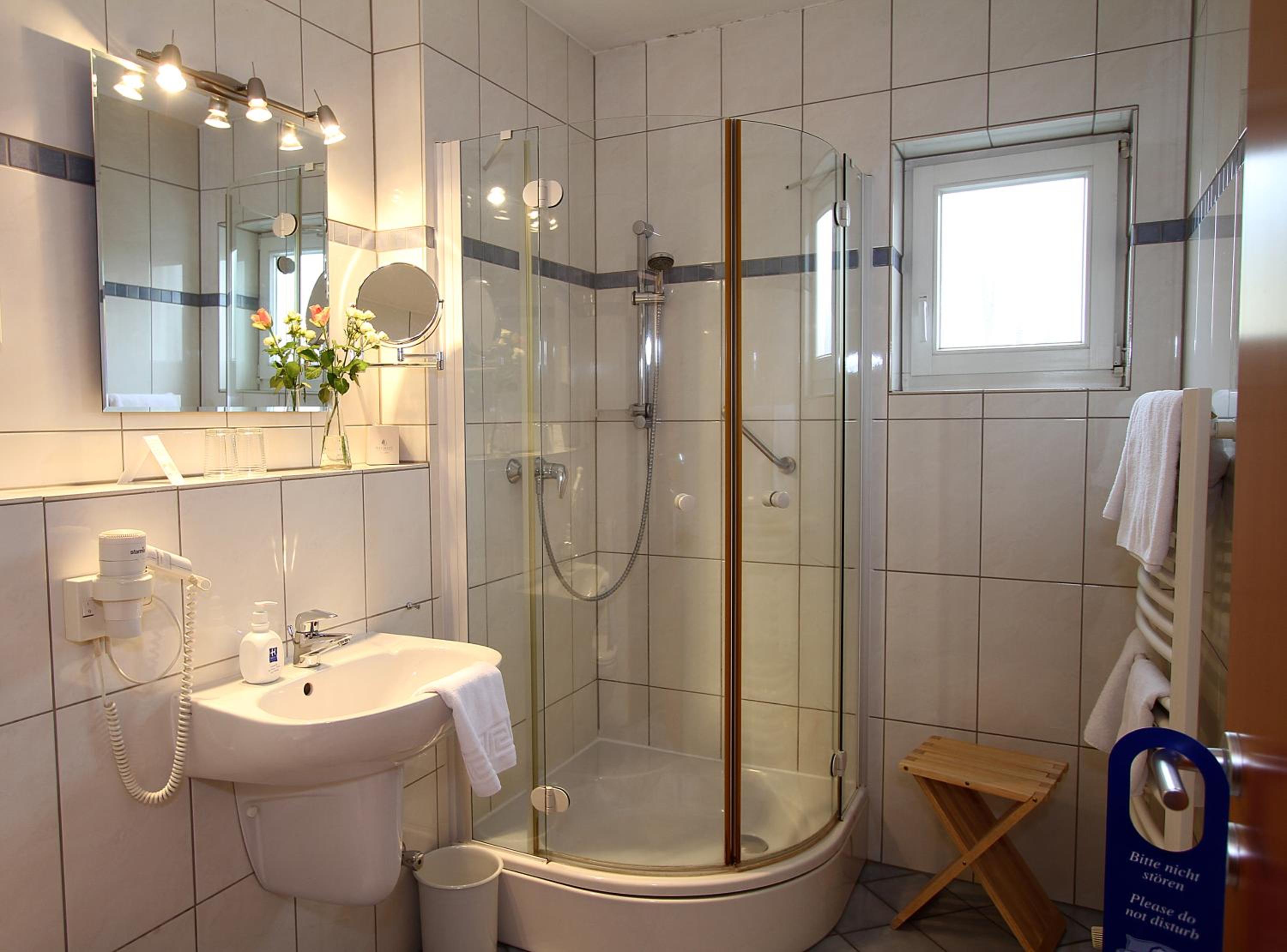 Double Room - Photo 5