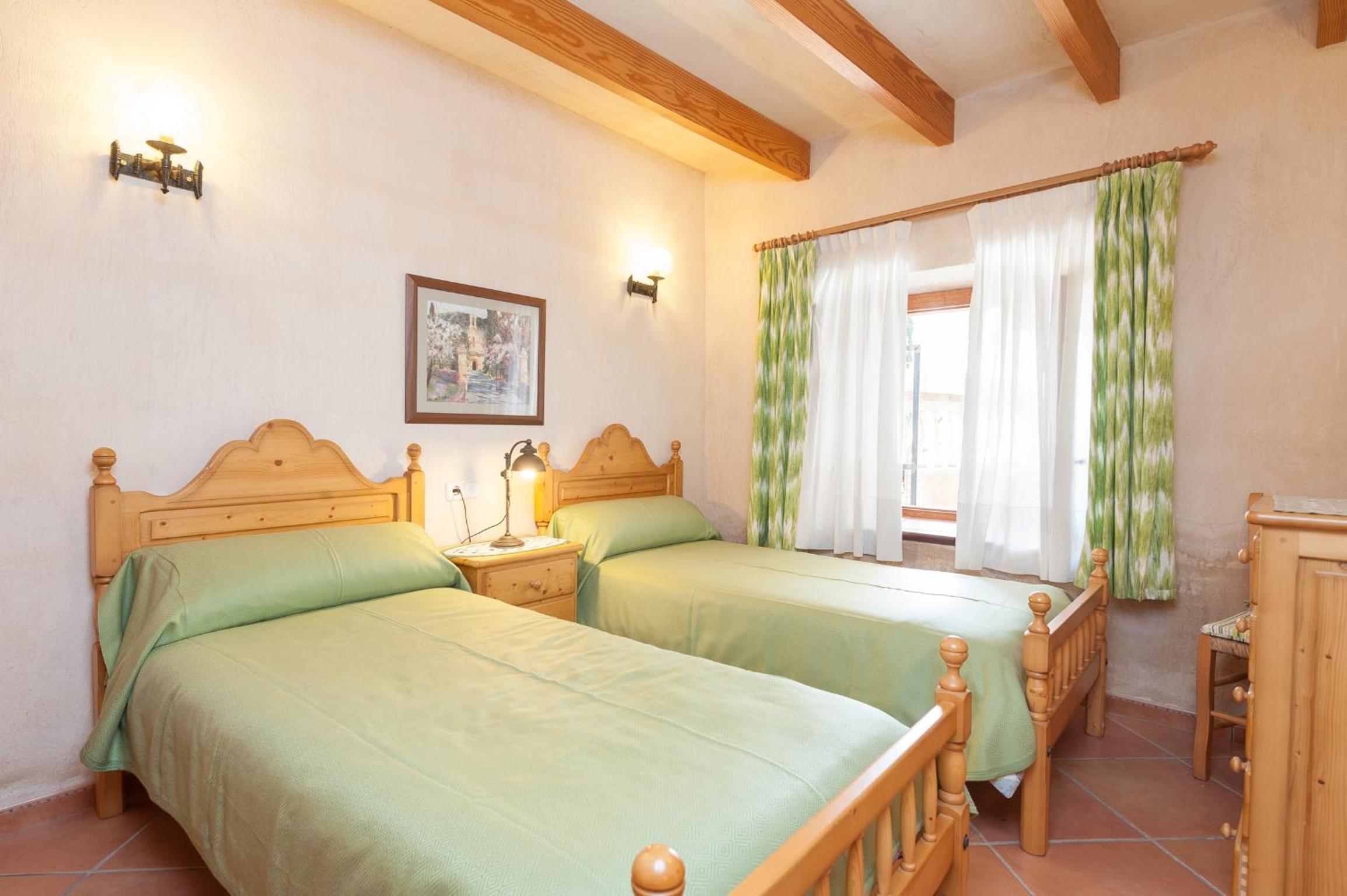 Four-Bedroom Villa photo 2