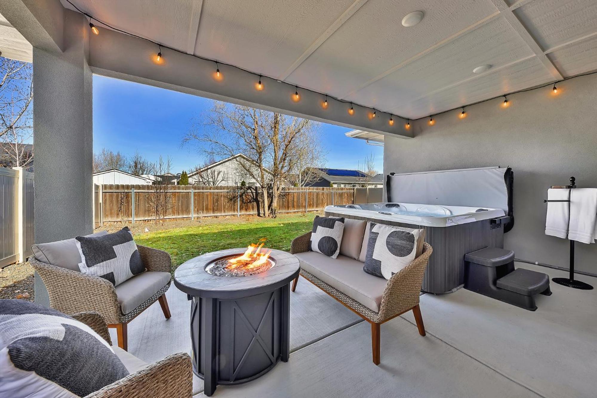 Four-Bedroom House photo 2