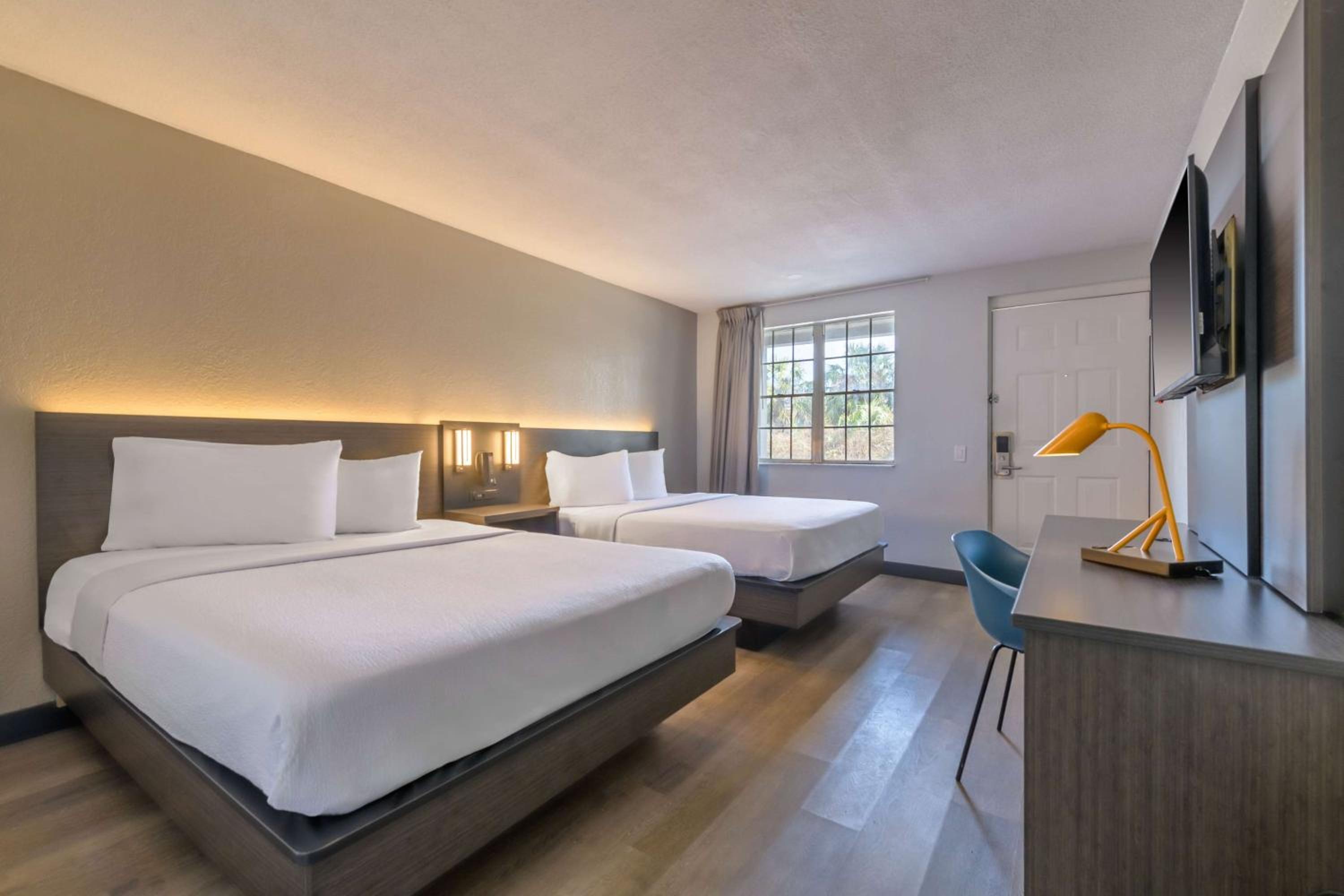 Queen Room with Two Queen Beds - Disability Access - Roll In Shower - Photo 5