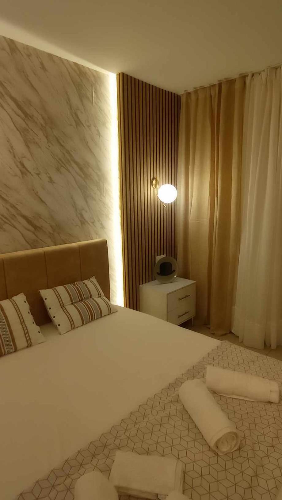 One-Bedroom Apartment with Terrace photo 3