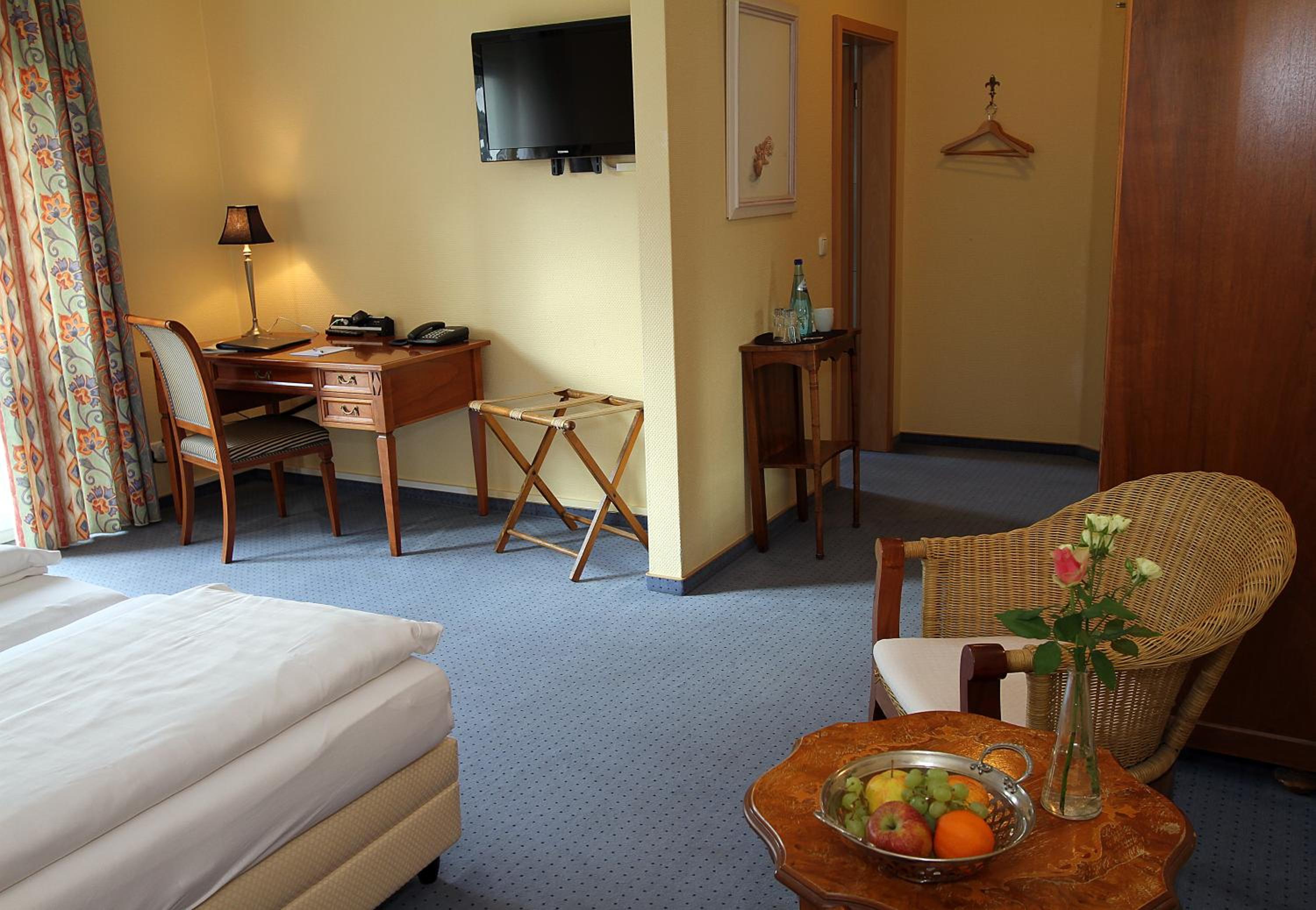 Double Room - Photo 8