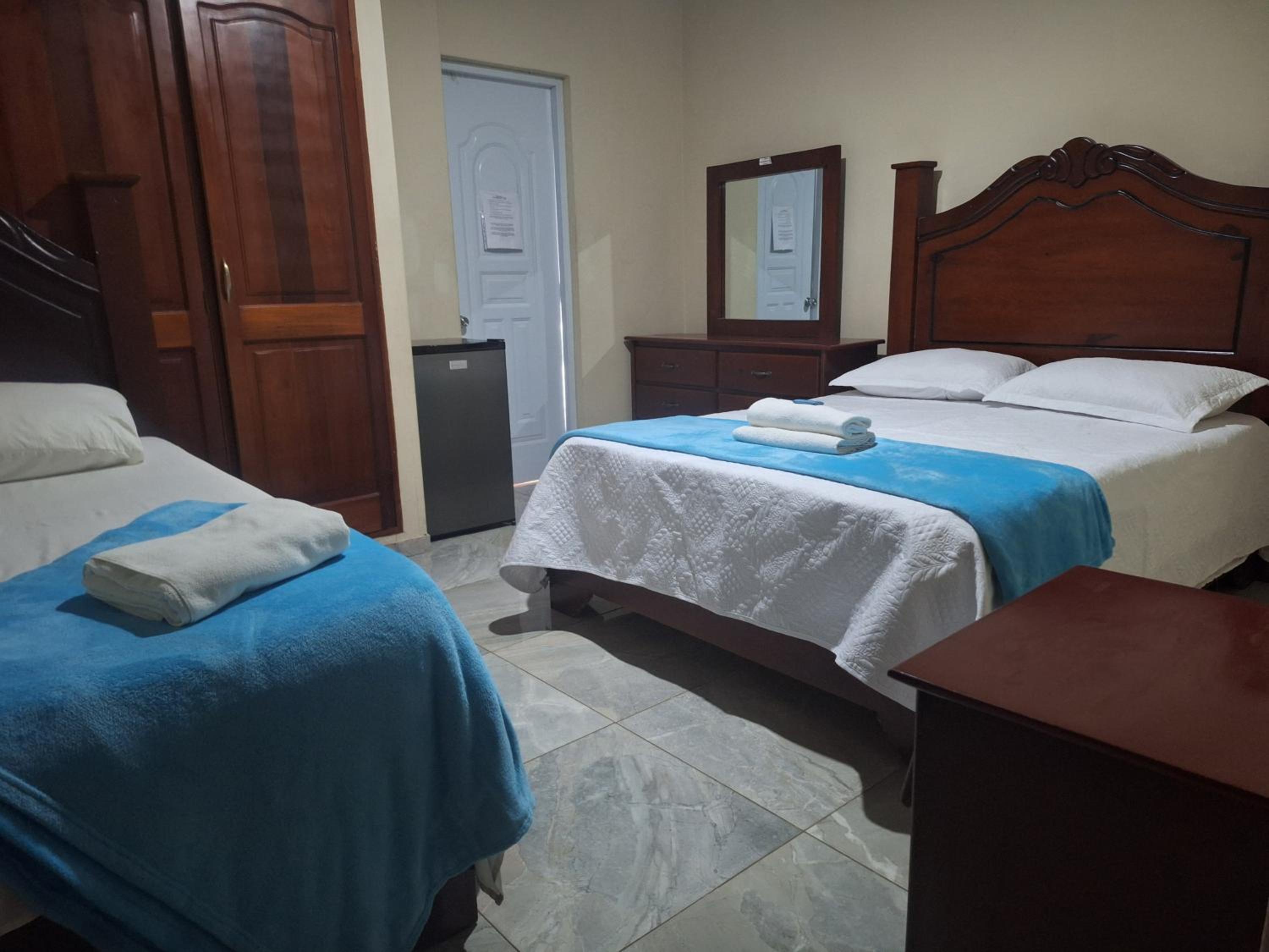 Classic One-Bedroom Apartment with King Bed photo 2
