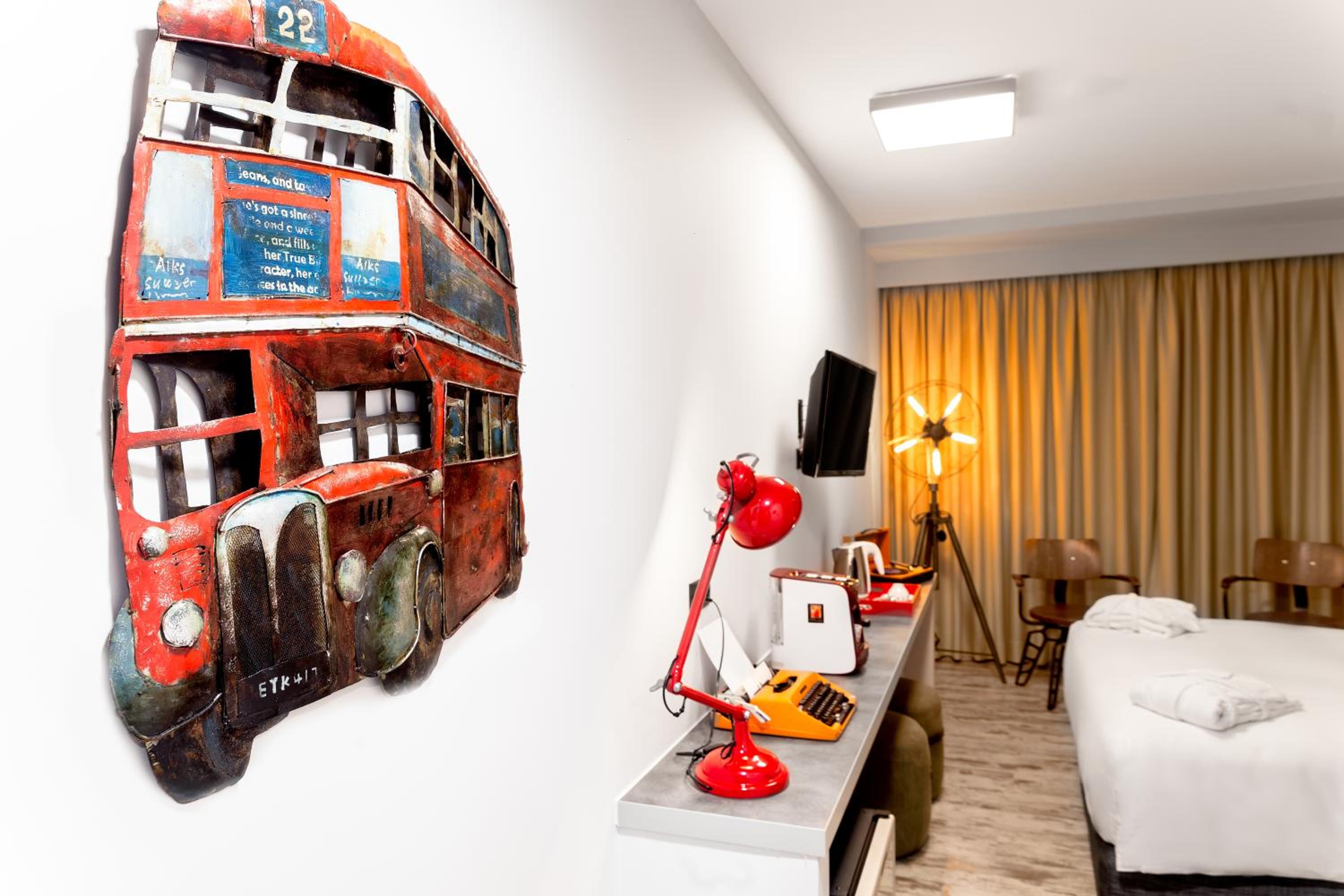 Standard Double or Twin Room photo 2