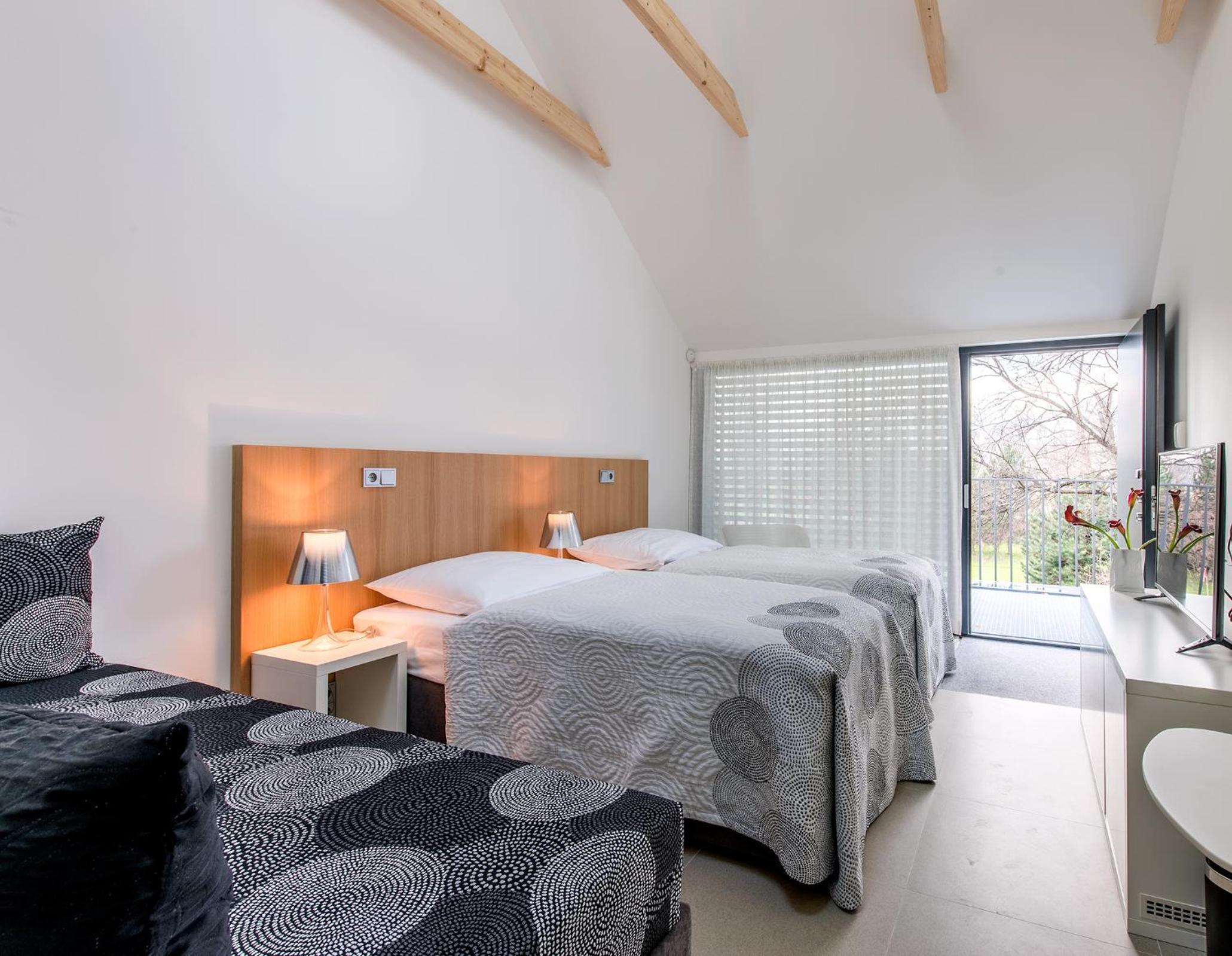 Double or Twin Room - Photo 2