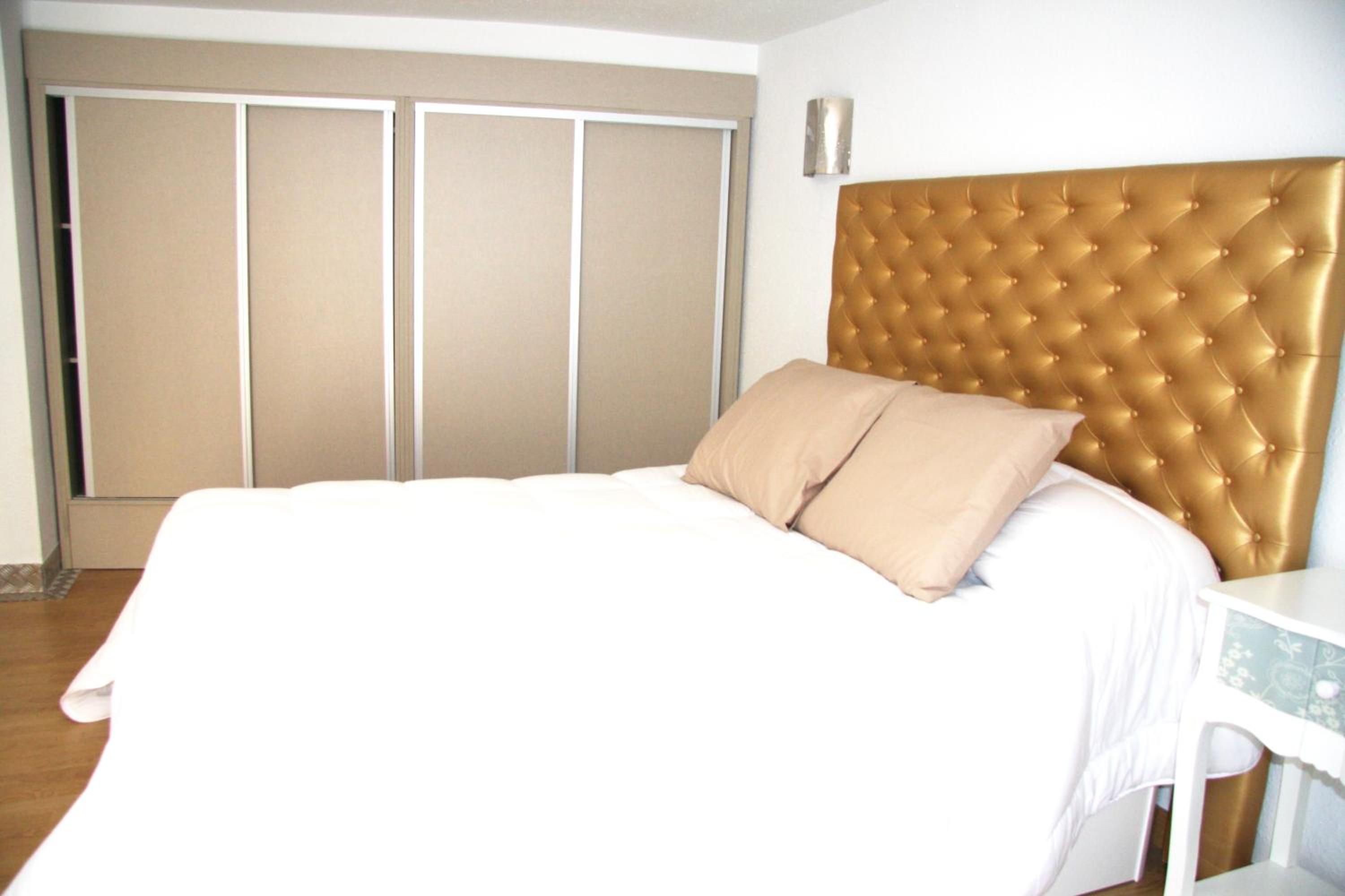 Apartment - Split Level - Photo 26