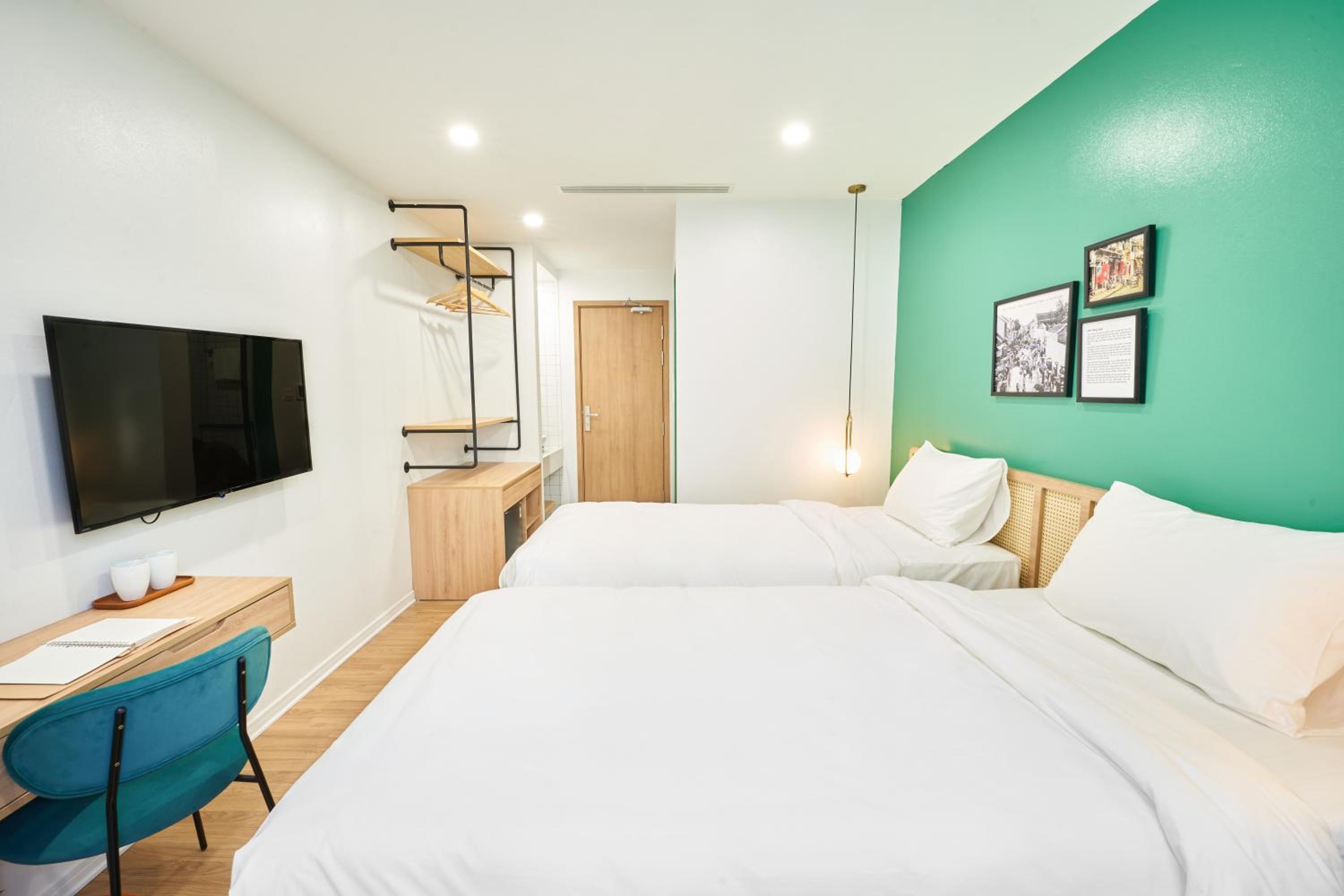 Twin Room with Balcony