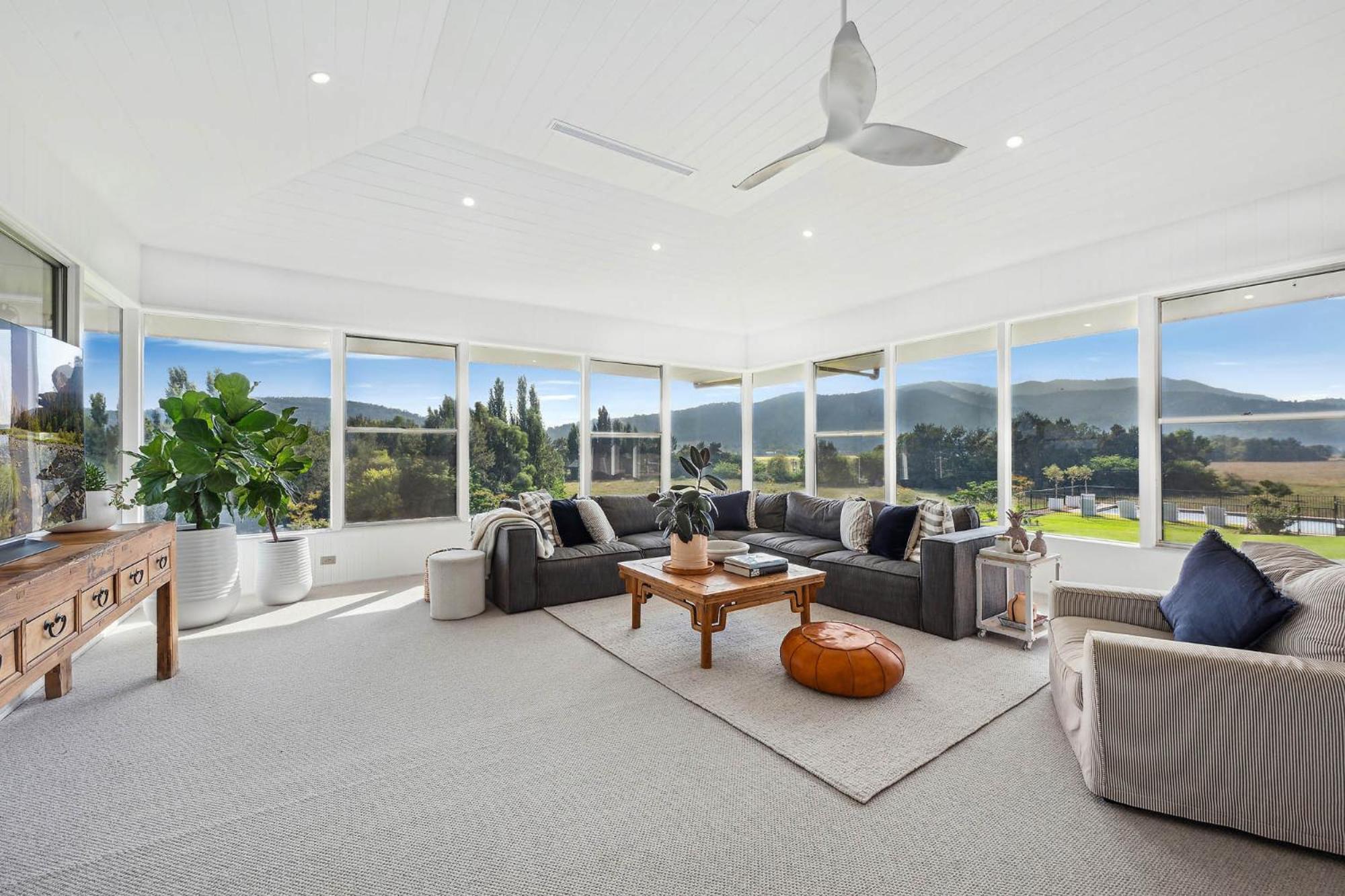 Four-Bedroom Vacation Home photo 3