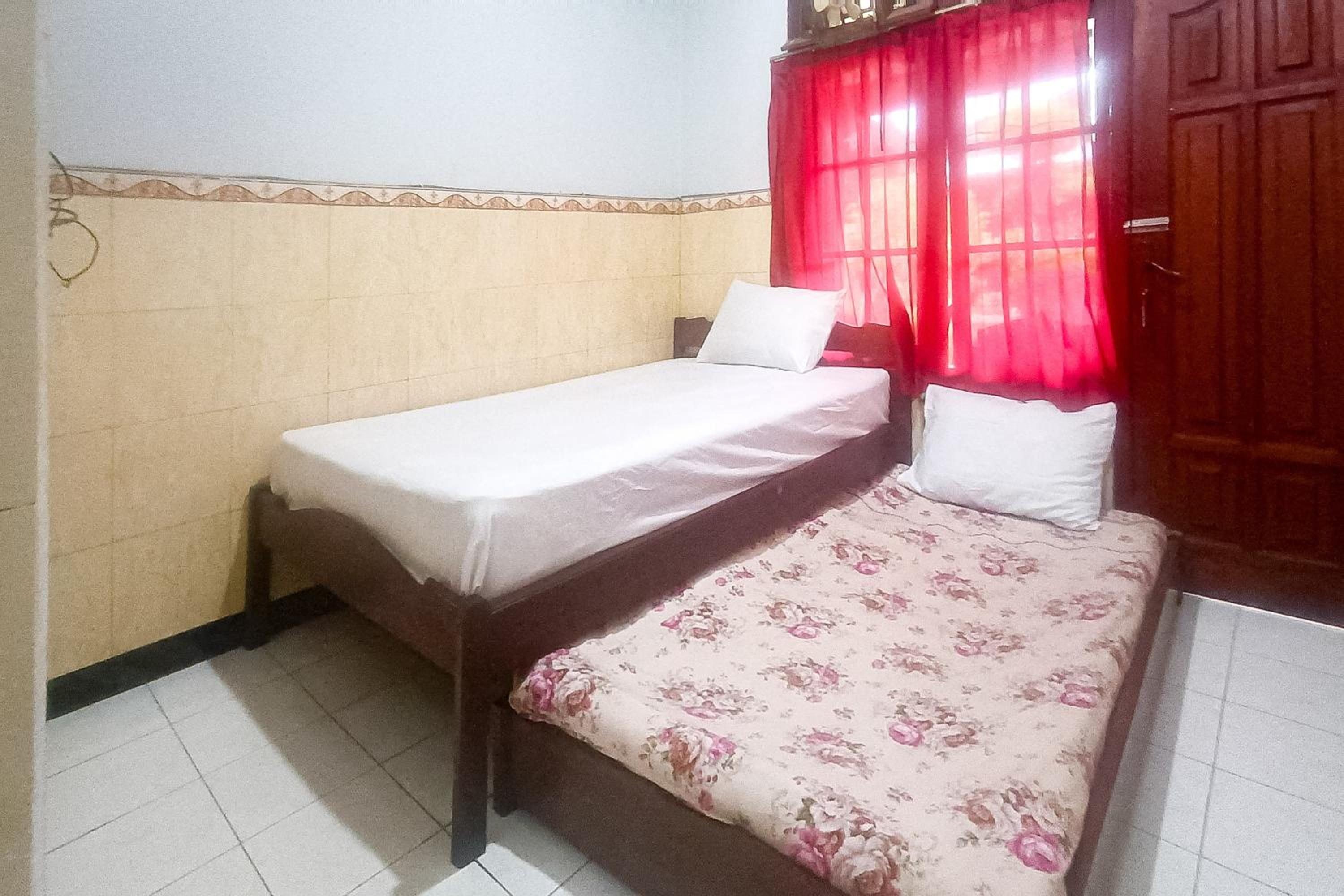 Standard Twin Room photo 1