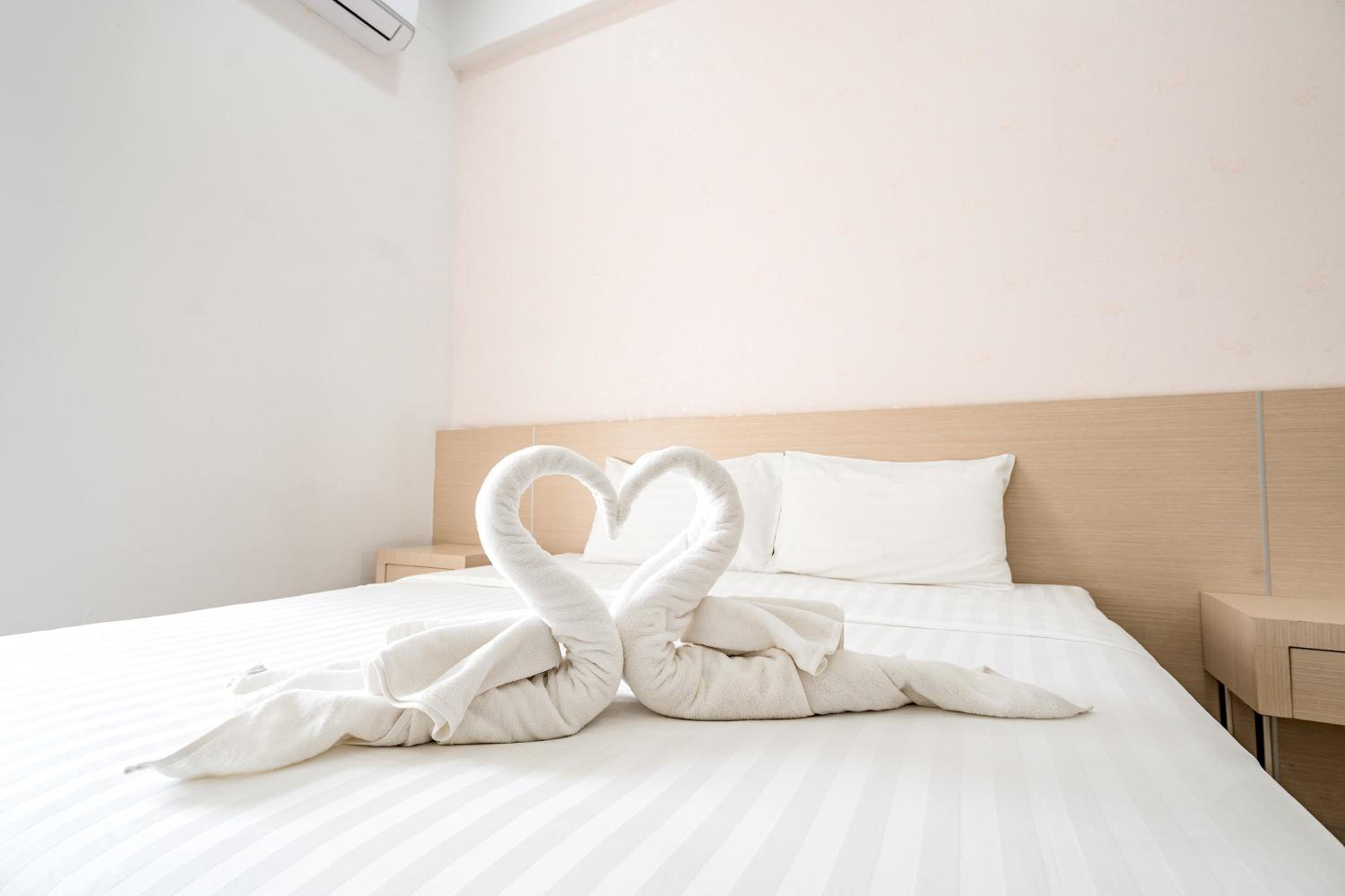 Standard King Room - Photo 6