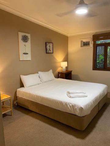 One Bedroom Apartment thumbnail 6