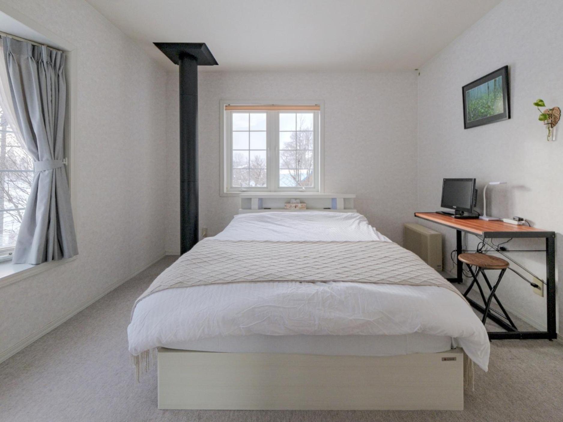 Double Room - Photo 2