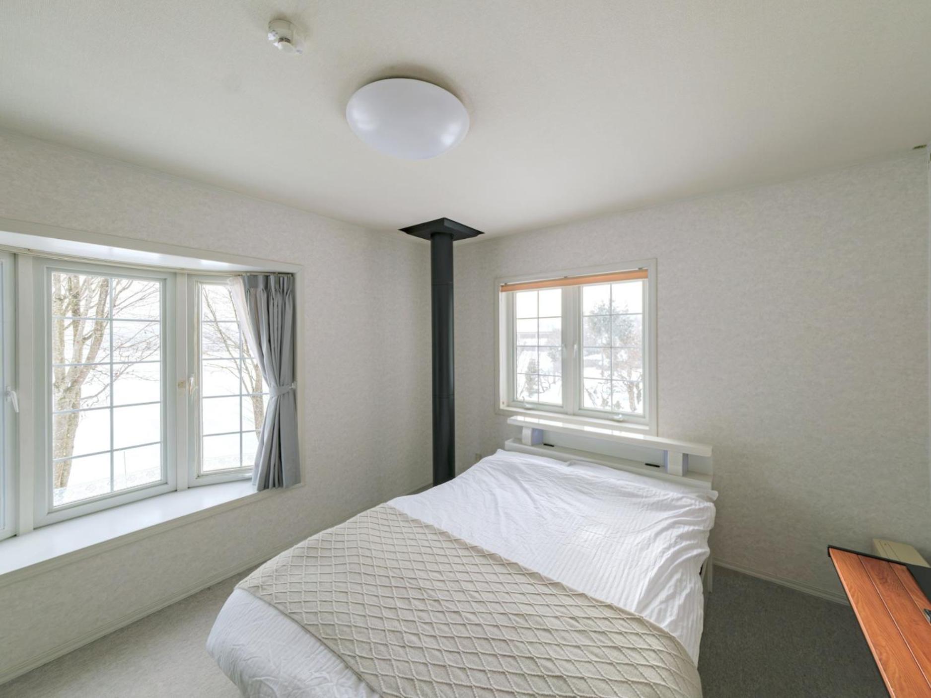 Double Room - Photo 4