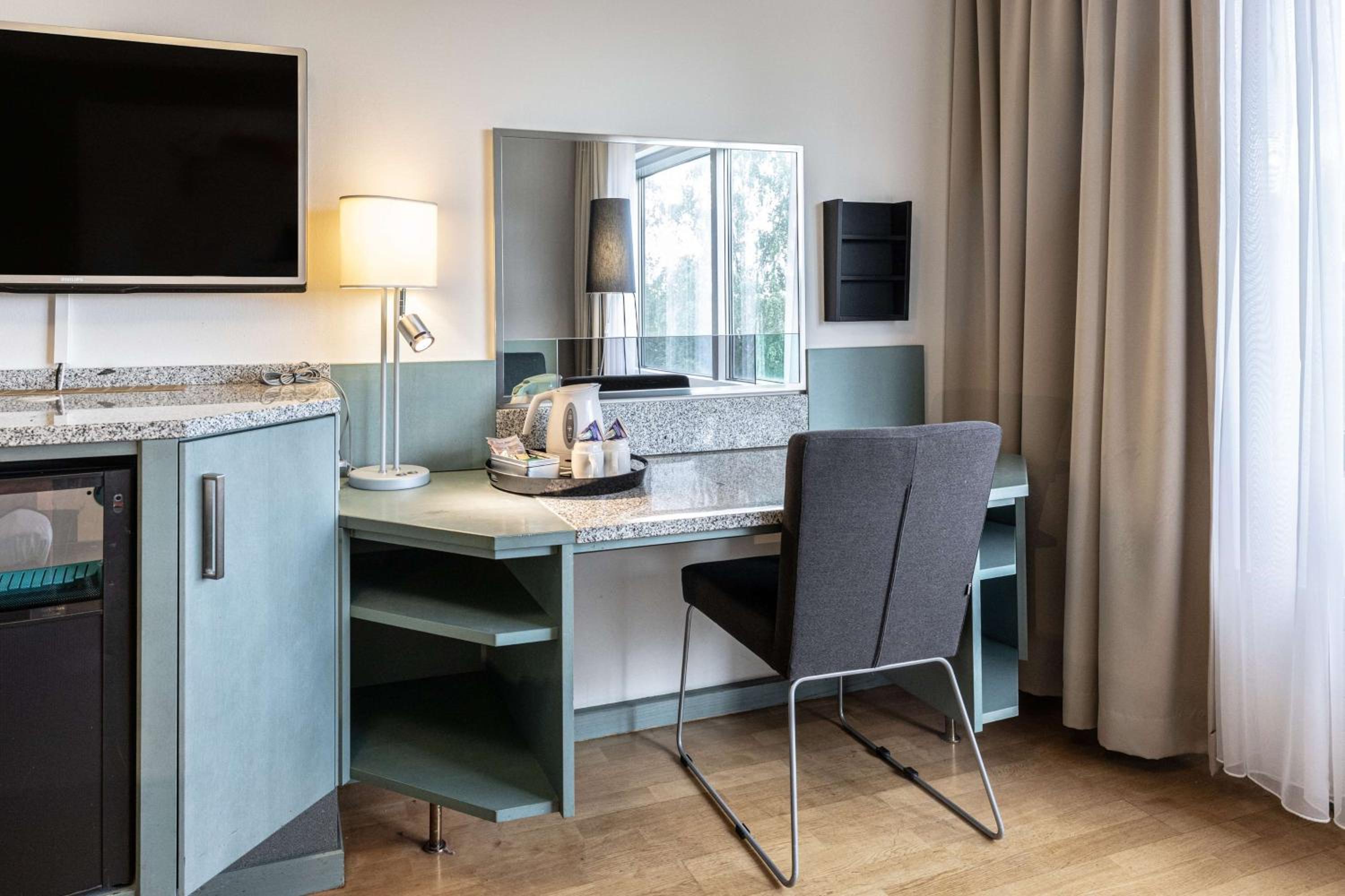 Superior King Room - Photo 1
