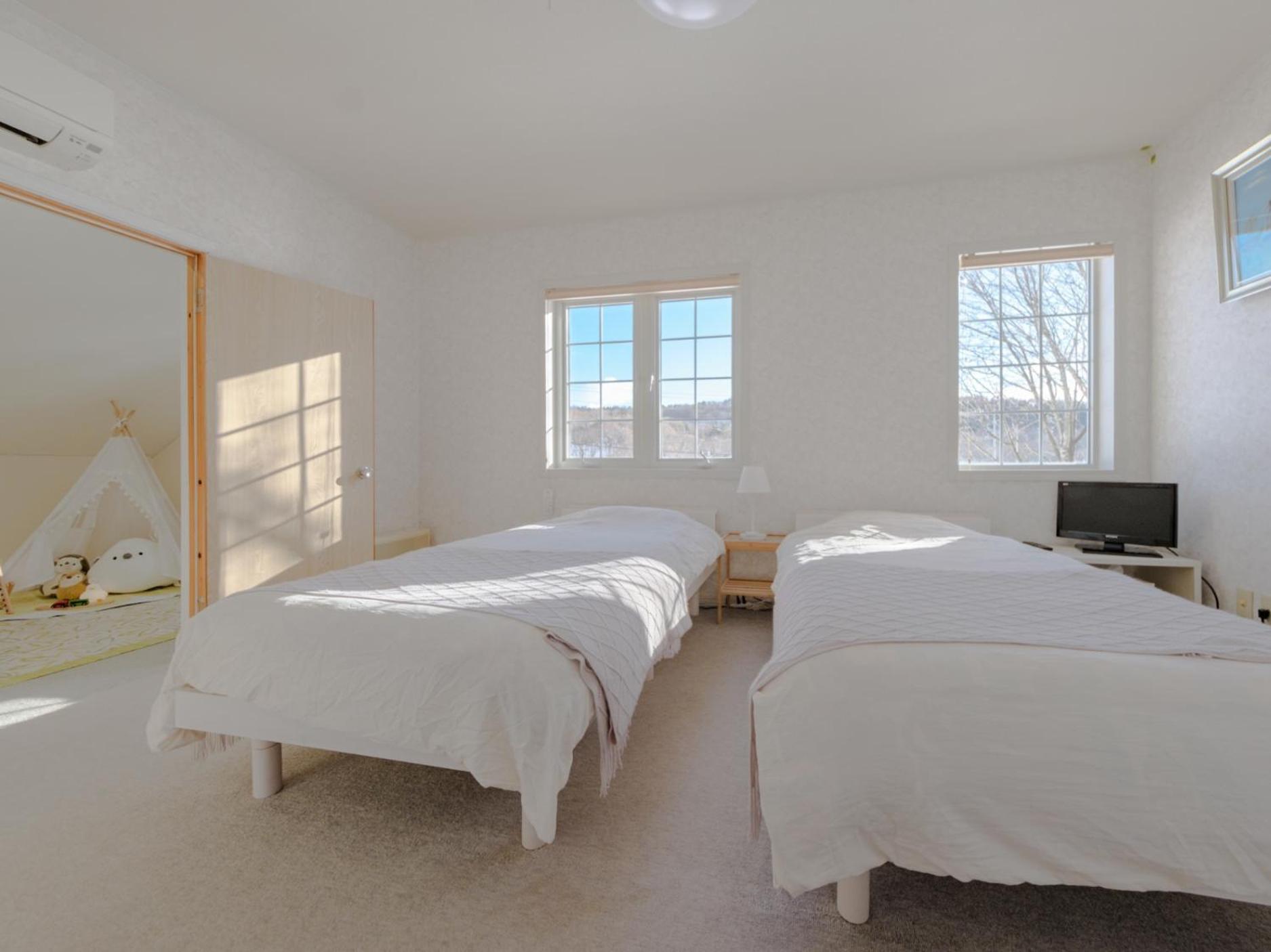Superior Twin Room - Photo 3