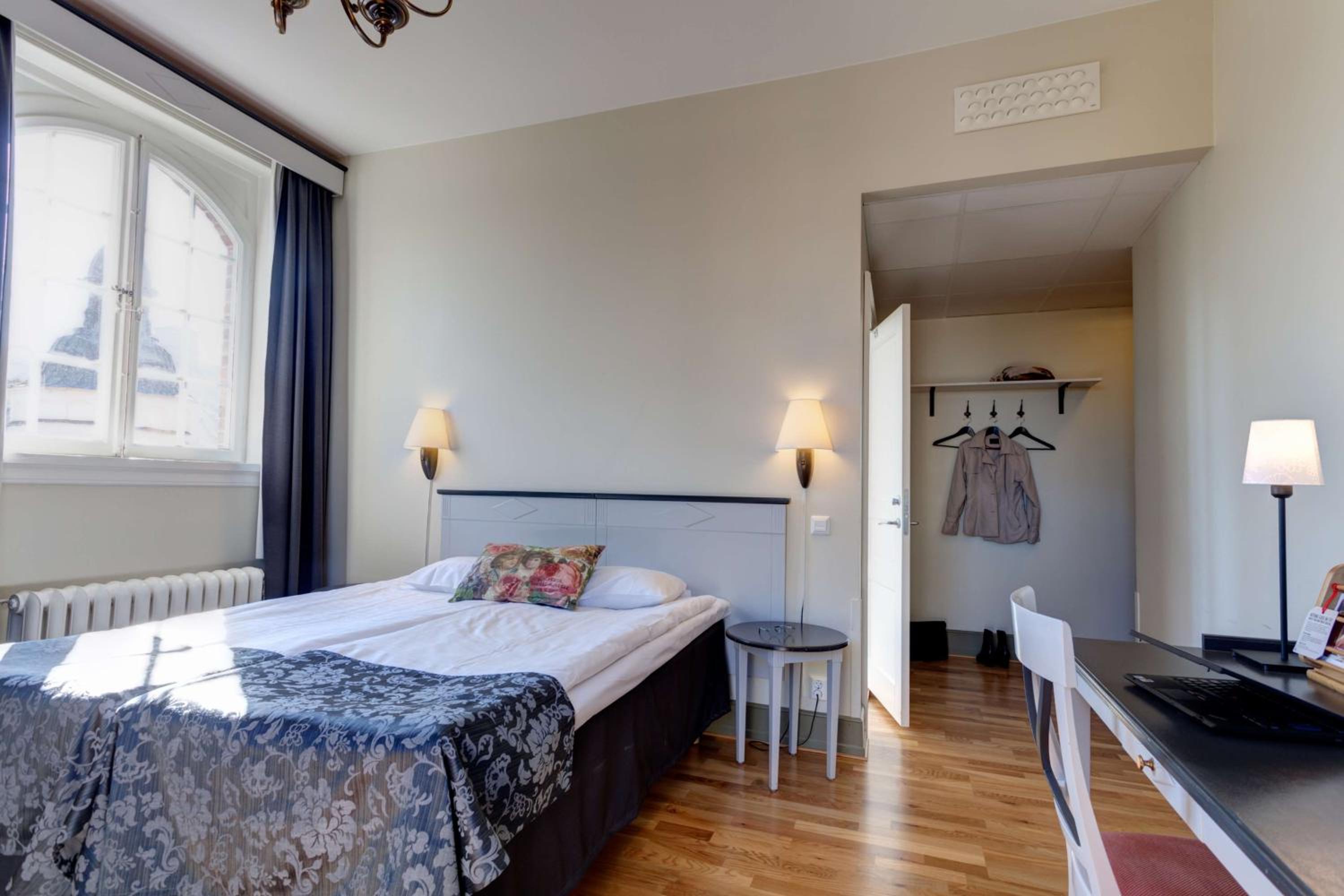 Queen Room - Photo 1
