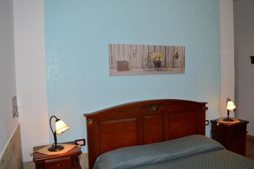 Economy Double Room photo 2