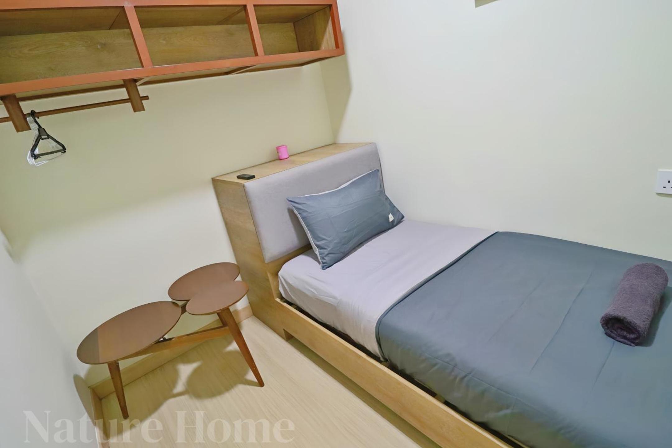 Studio Apartment with Balcony